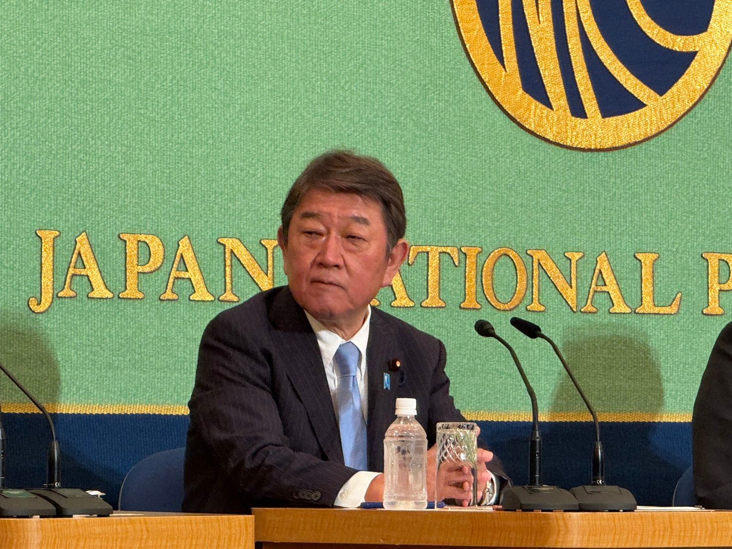 20250924-日本記者俱樂部舉辦自民黨總裁選舉候選人政見討論會。茂木敏充。（黃信維攝）