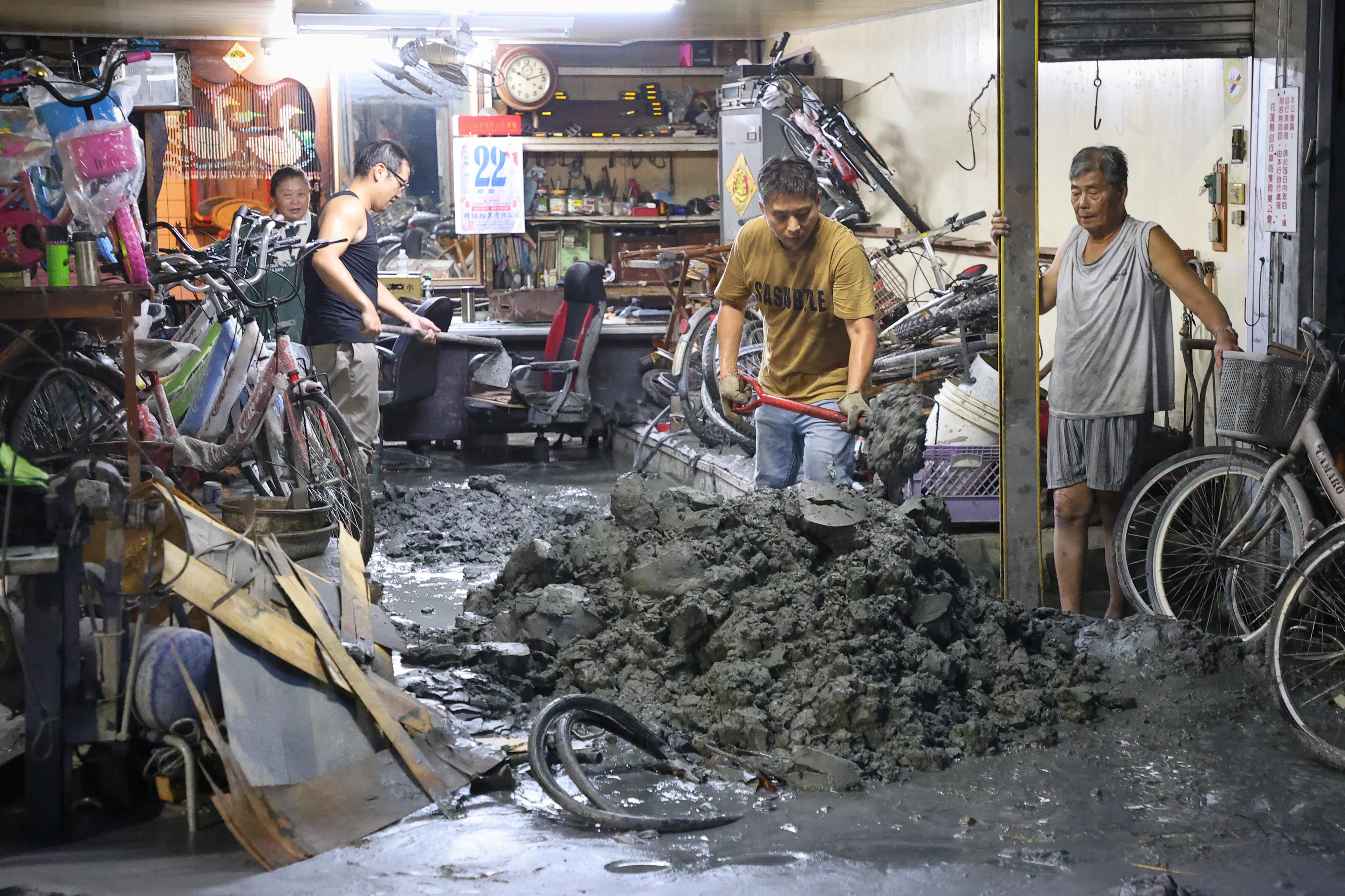 20250924-馬太鞍溪堰塞湖潰堤，山洪衝入光復鄉市區，造成重大傷亡。（顏麟宇攝）