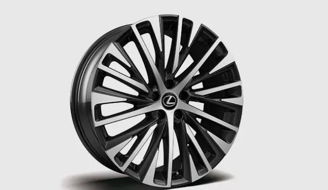 新年式RX外觀針對鋁圈進行小調整更精緻。