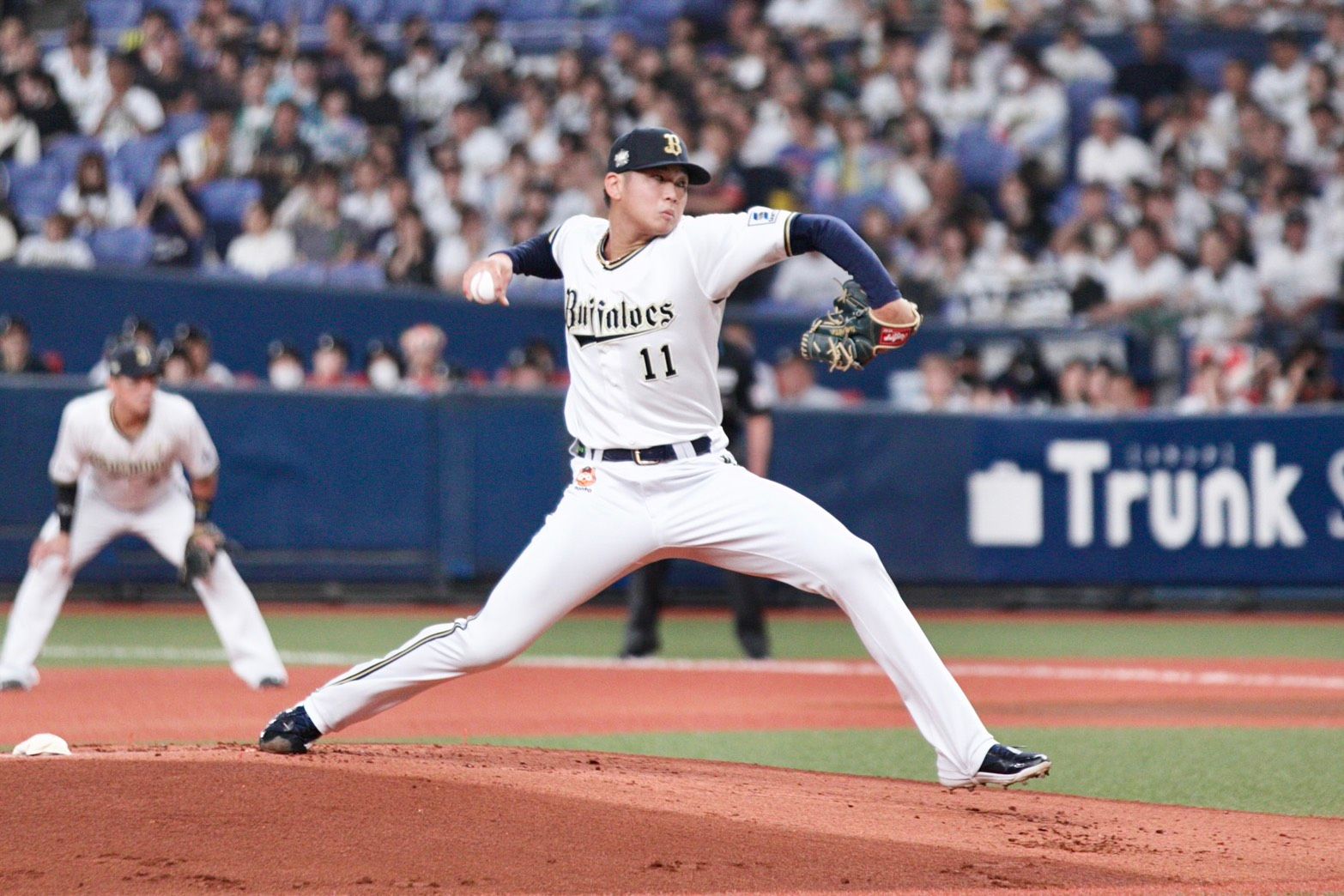 オリックス先発の山下、力強い直球で楽天打線をわずか3安打に封じ込める。許甄玲