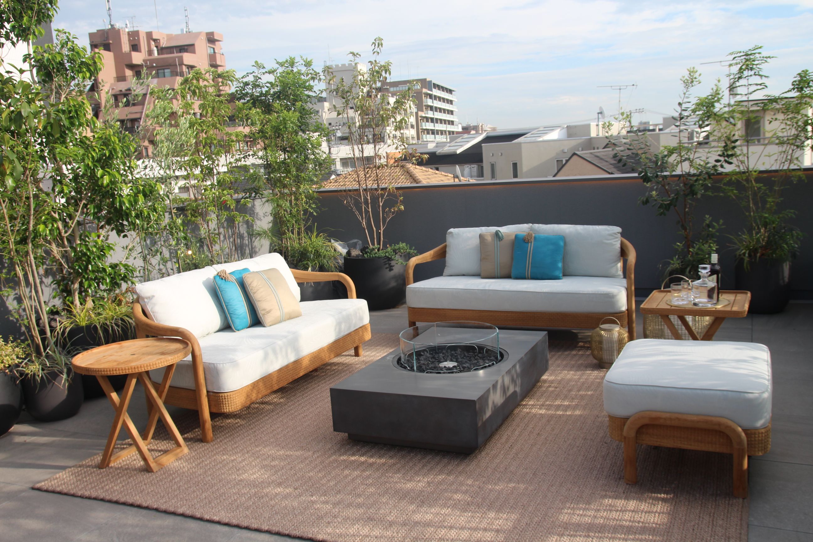 諸戸の家株式会社は9月29日、東京都目黒区平町で首都圏初となる「Furnished by ARMANI / CASA」の超高級邸宅（販売価格は8億円前半）を発売した。（写真／黃信維撮影）