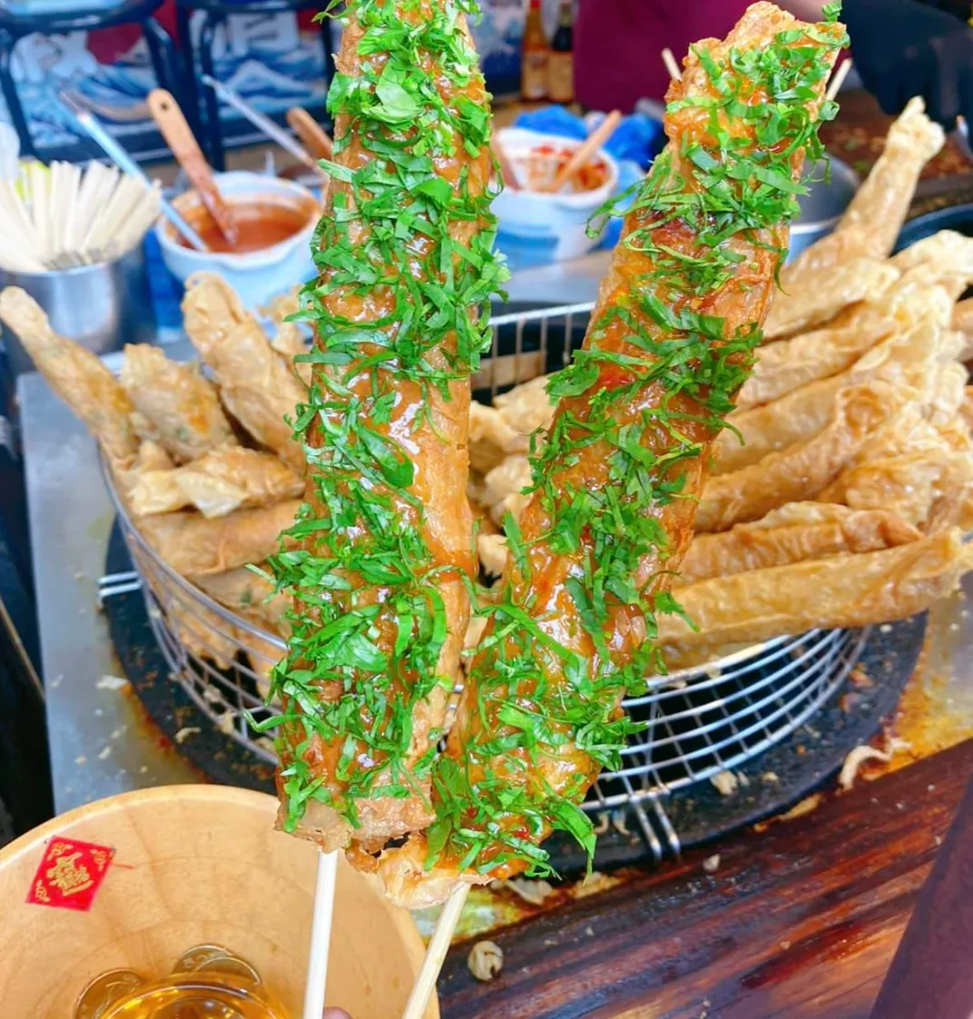 日月潭銅板美食推薦：總統魚酥捲。（圖／取自總統魚酥捲臉書粉絲專頁）