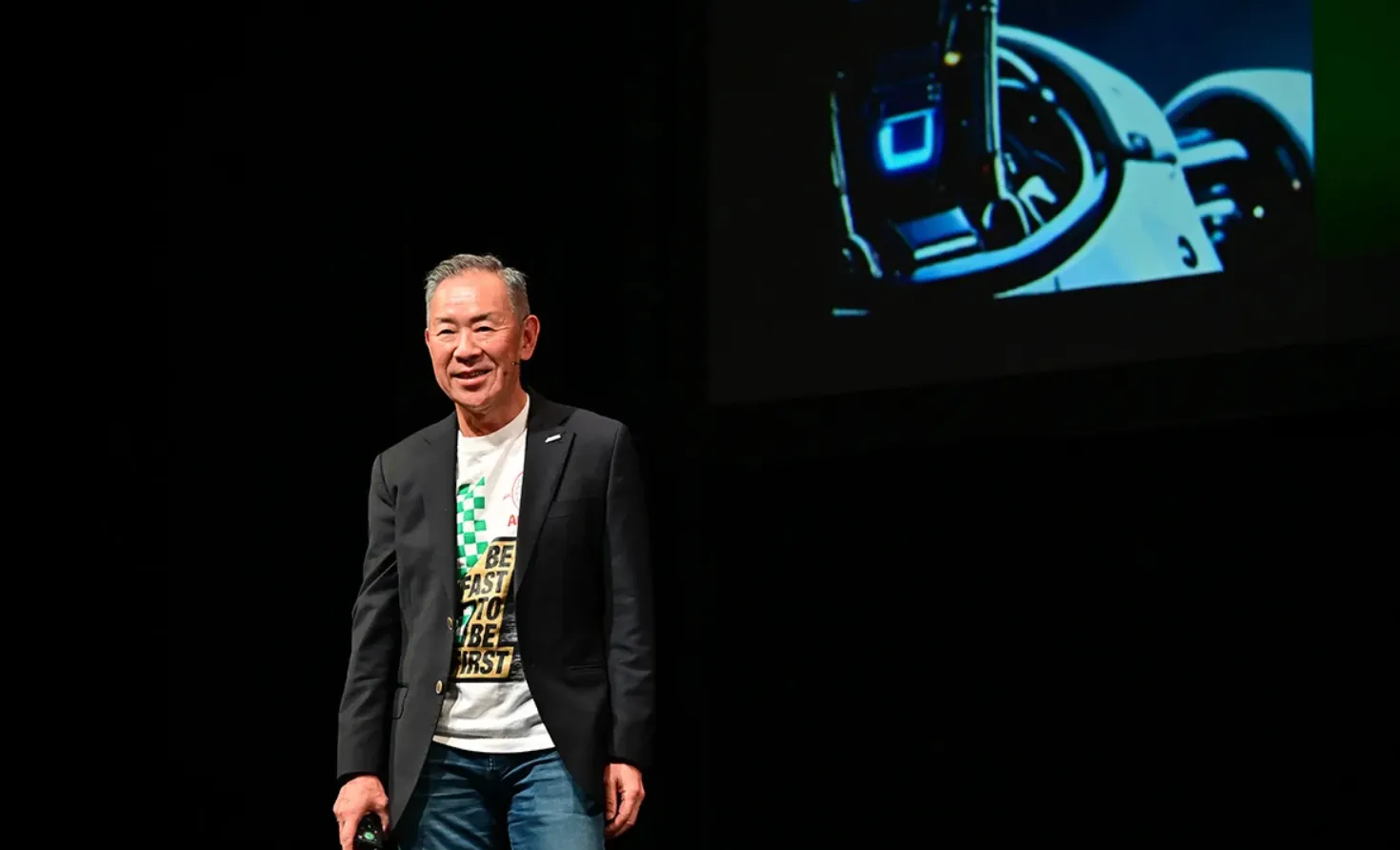 2025年8月26日，Rapidus社長小池淳義在美國舉行的Hot Chips 2025上發表主題演講。 （取自Rapidus官網）