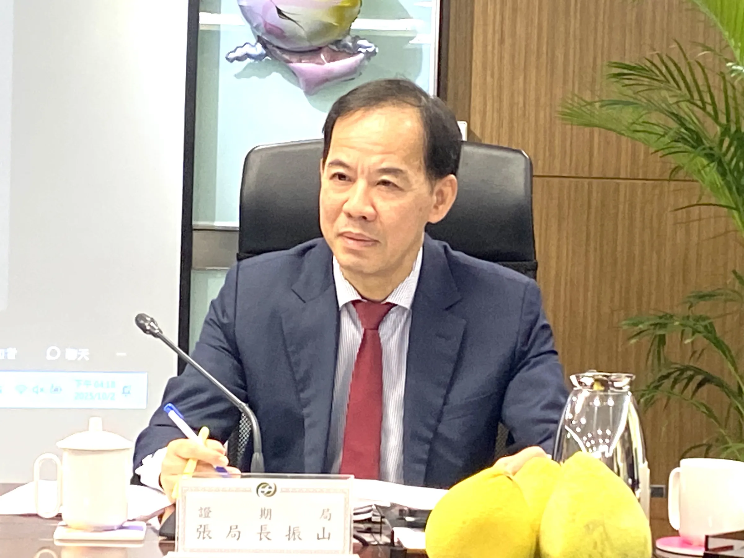 20251002-金管會證期局局長張振山,2日傍晚出席中秋媒體座談。(陳怡慈攝)