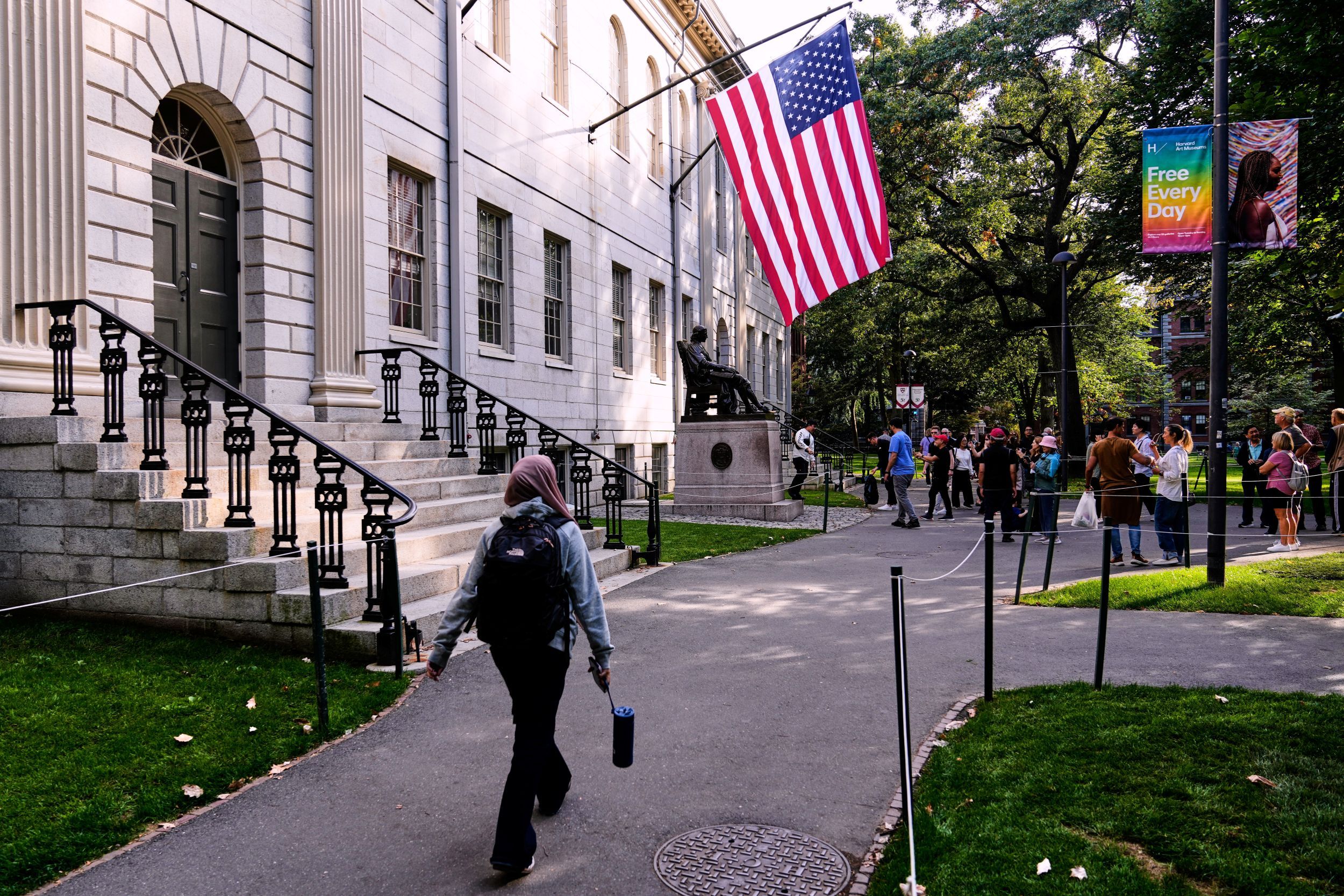 常春藤名校之一的哈佛大學校園。（美聯社）
