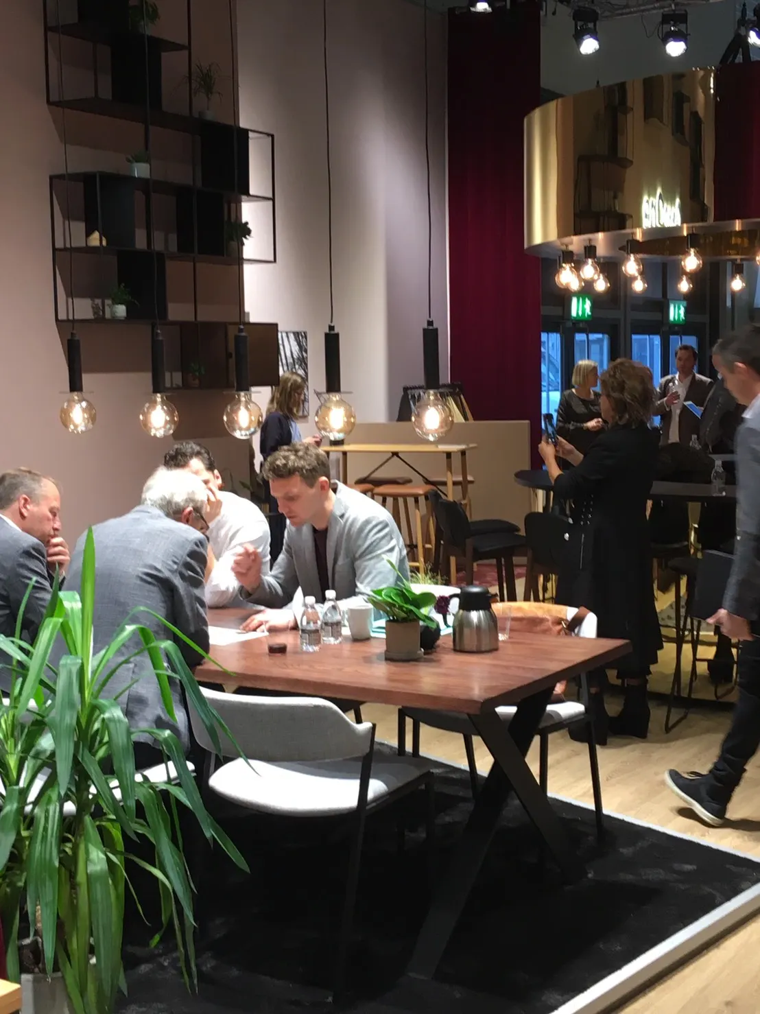 20251003-楊大成帶領團隊至丹麥取經，希望能把感動帶回台灣，傳遞至消費者。（居家先生MR.LIVING提供）