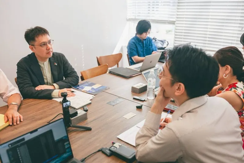 10月2日上午，筆者與日本「新外交倡議」智庫在台北交流「台灣有事」等議題。（日本「新外交倡議」智庫提供）