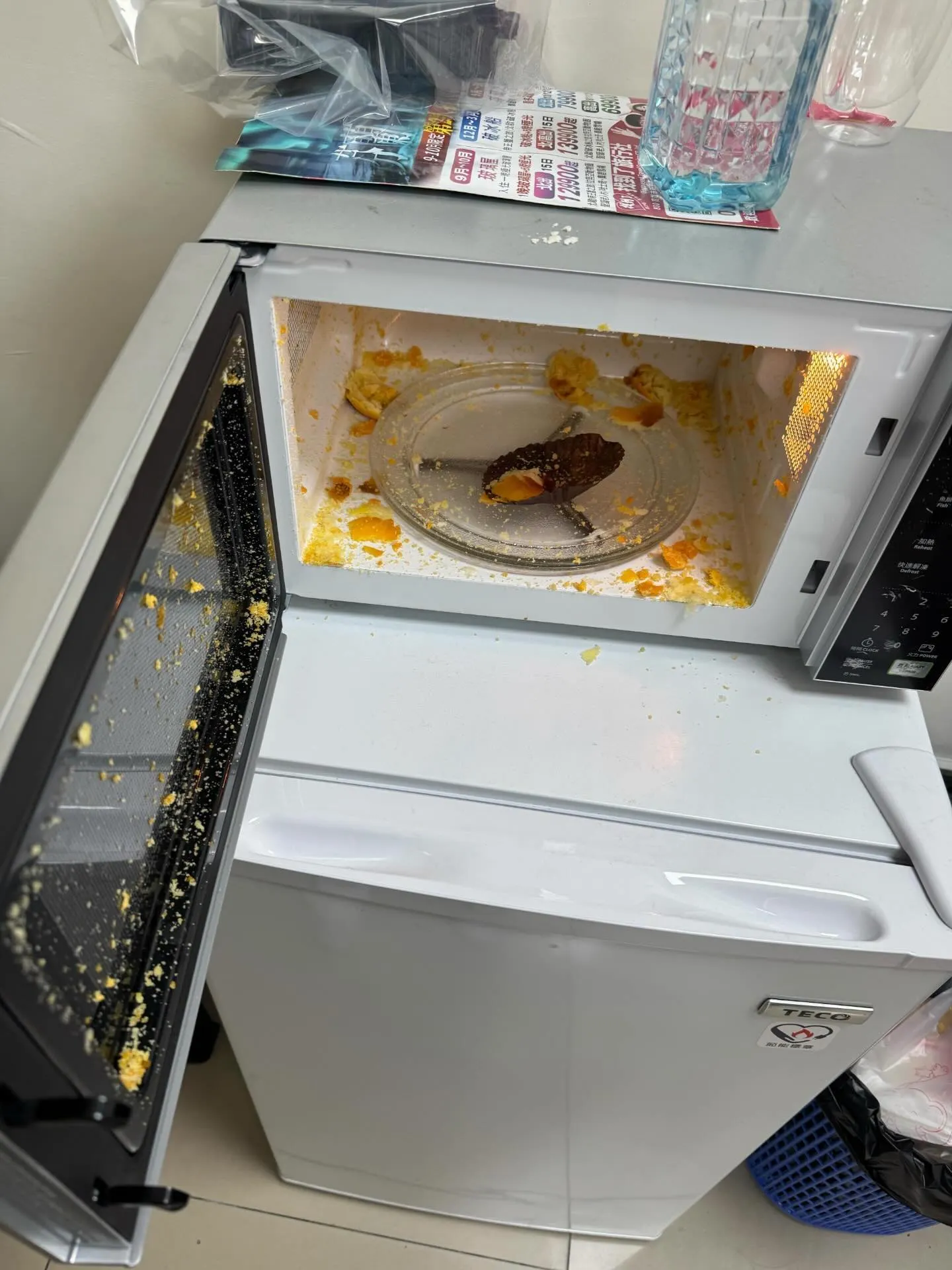 蛋黃酥放微波加熱會爆炸。（圖／翻攝自Threads）