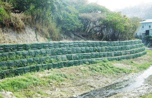 光復鄉如何避免被再度肆虐?--以地工技術重建馬太鞍溪堤防永續防線