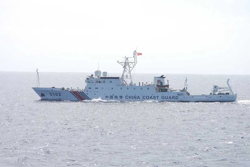 中國海警船航入我東沙限制水域。（圖／海委會海巡署提供）