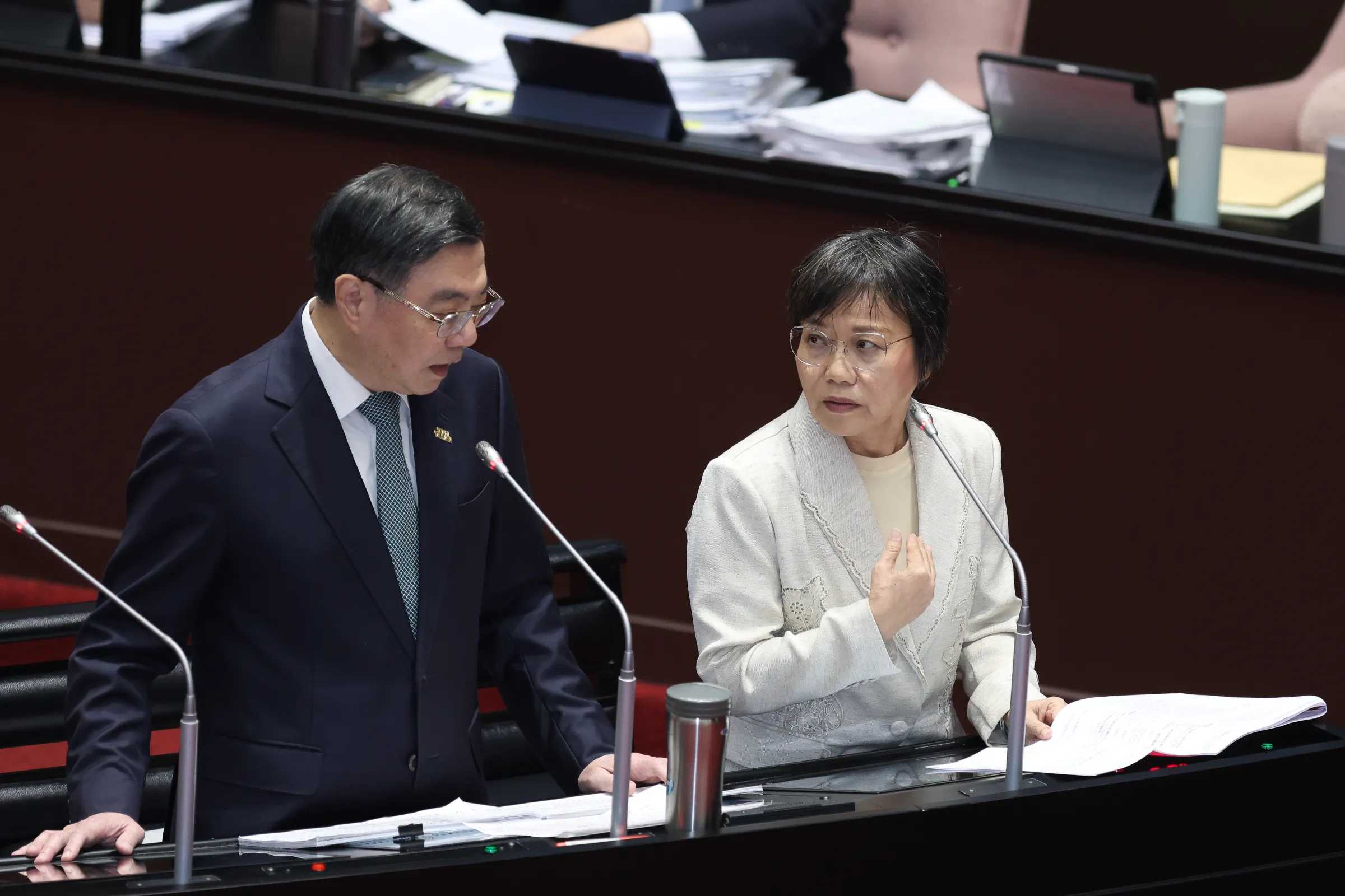 20251014-行政院長卓榮泰、內政部長劉世芳備詢。（陳品佑攝）