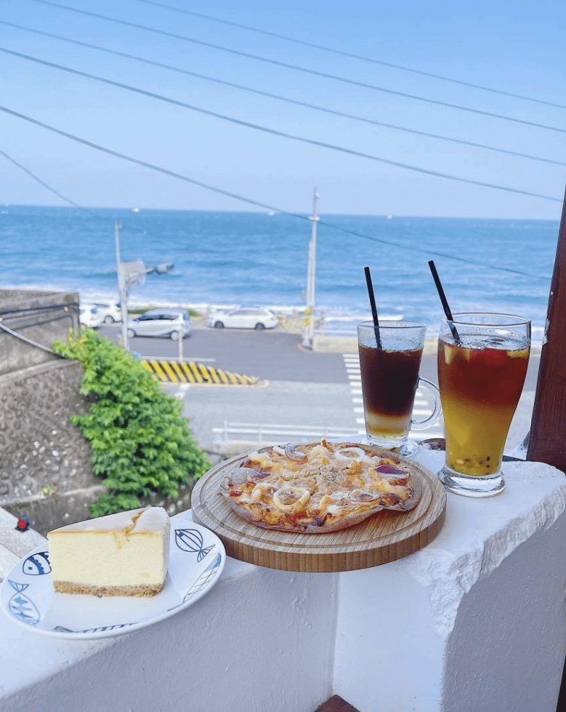 北海岸必去咖啡廳推薦：金山跳石沒有名字的咖啡店（圖／取自IG@lin000000000）