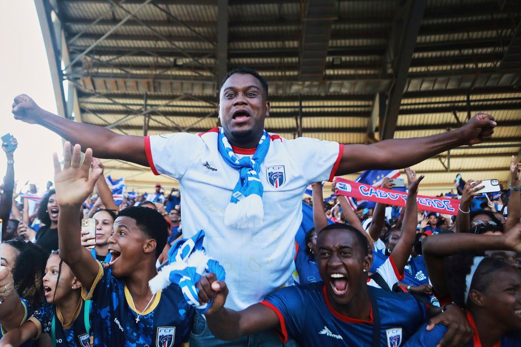 西非島國維德角成功晉級2026世界盃會內賽，國民陷入瘋狂。（美聯社）