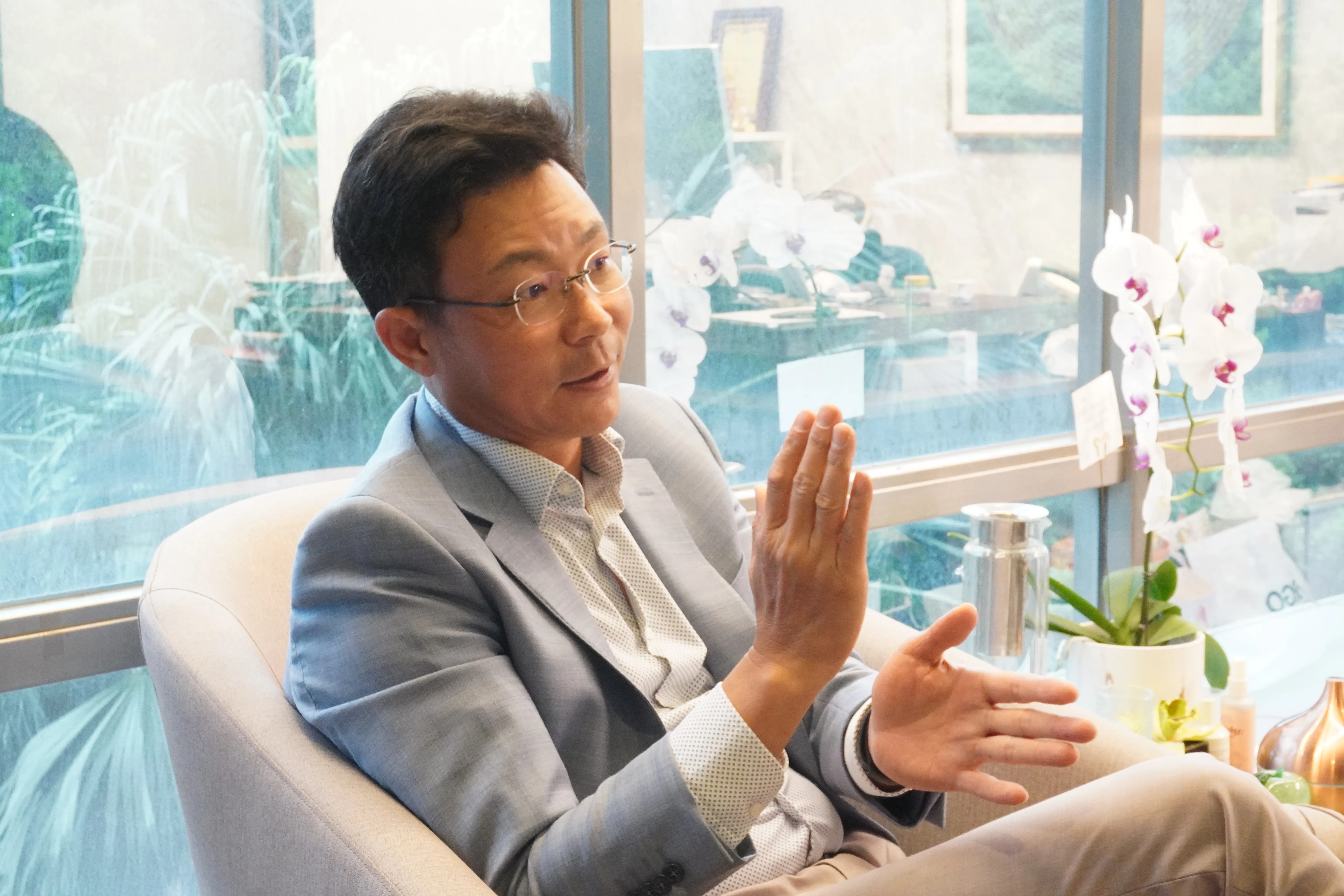 圖說：森陽醫科技董事長許棋凱指出，森陽自主研發的數位智能診所運營平台，有效協助診所自健保體系順利轉型成自費服務，優化庫存、獎金計算與決策流程，加速台灣醫療服務國際化進程。