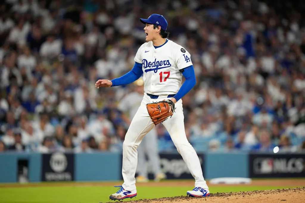 效力道奇的日籍球星大谷翔平，在國聯冠軍戰第四場一人繳出三支全壘打和10次三振。（美聯社）