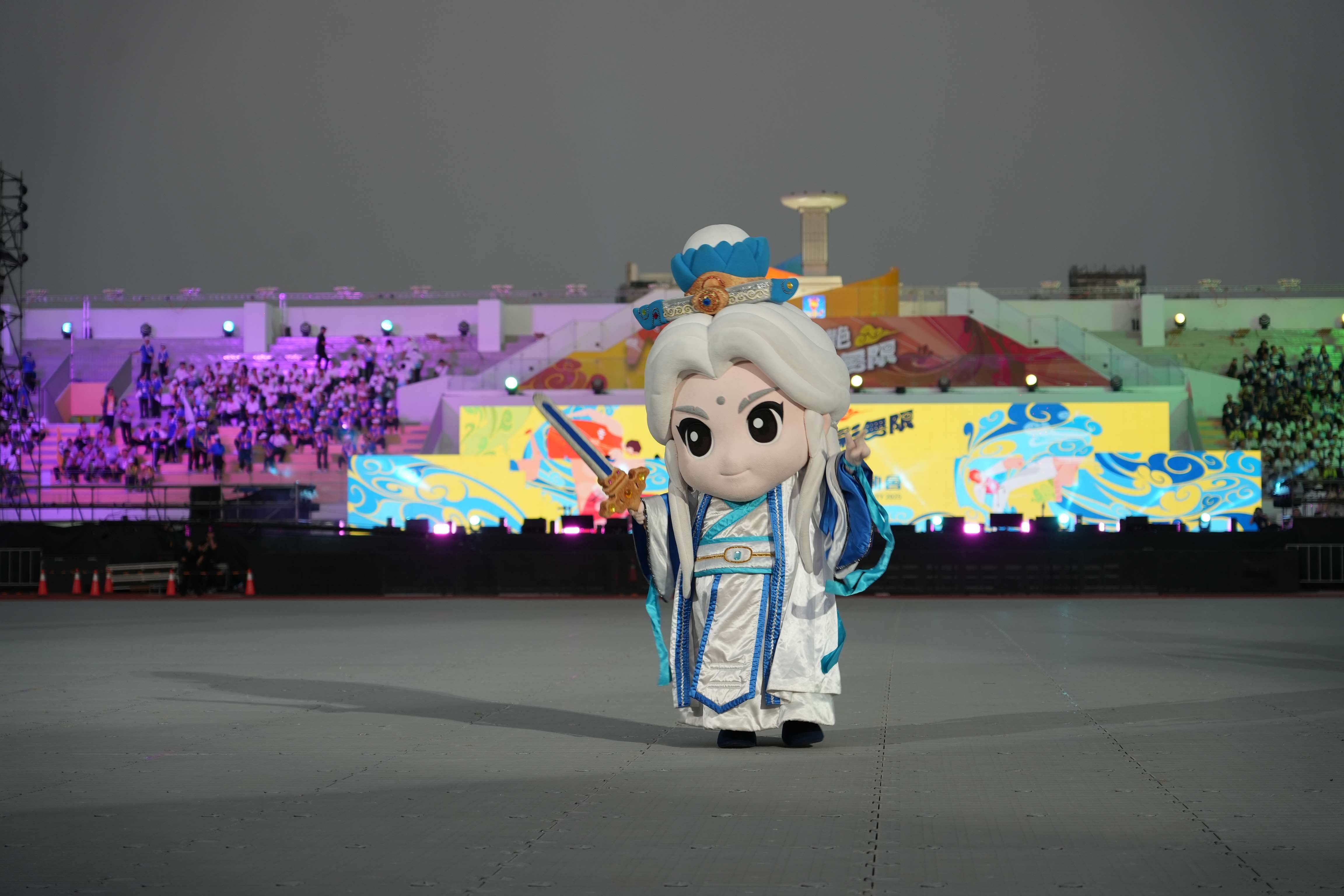 開幕晚會上有千人武術表演、布袋戲結合舞龍舞獅，展現雲林元素。（圖／雲林縣政府農教育提供）