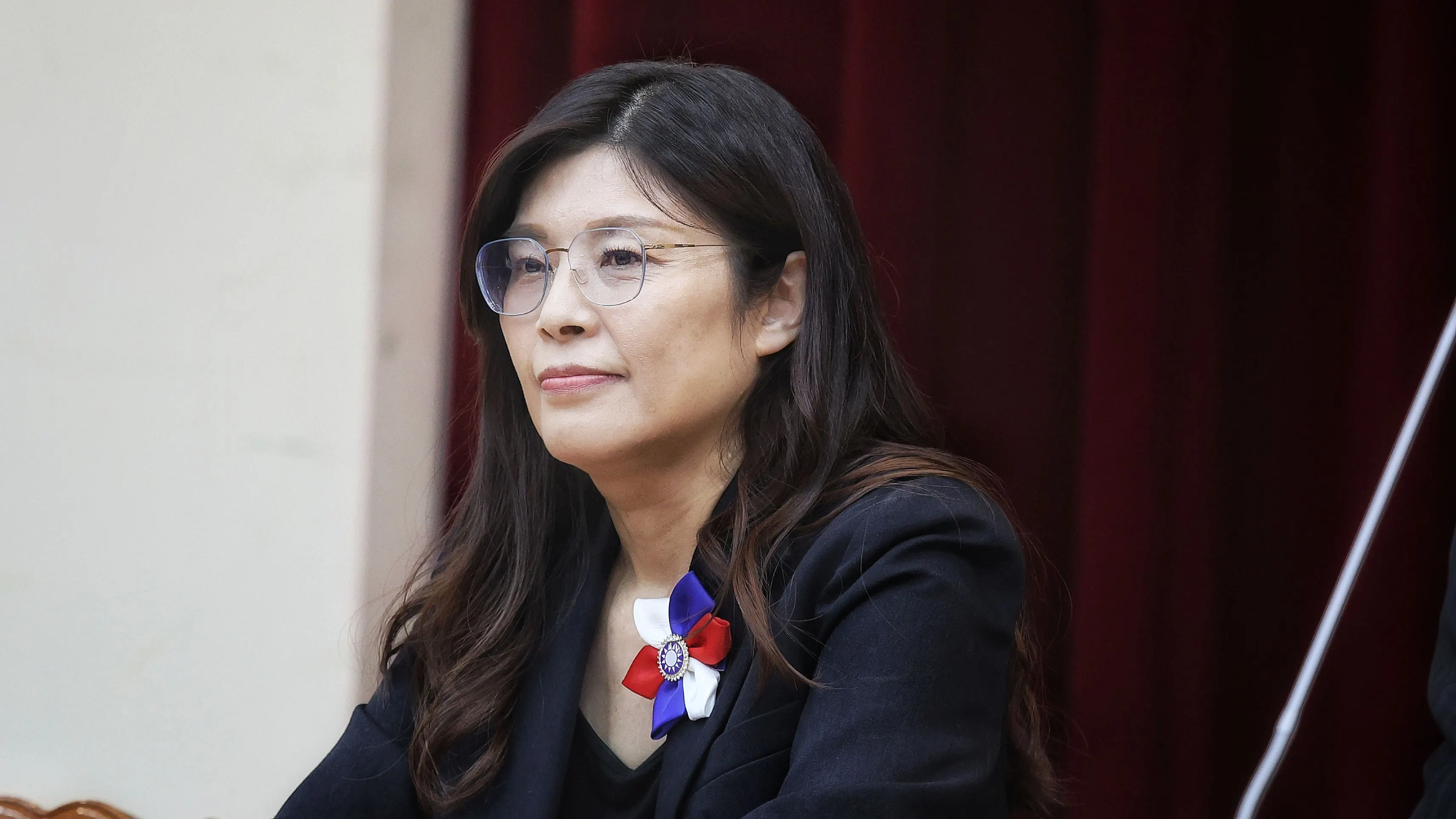 20251020-國民黨主席當選人鄭麗文20日拜會國民黨立法院黨團。（柯承惠攝）