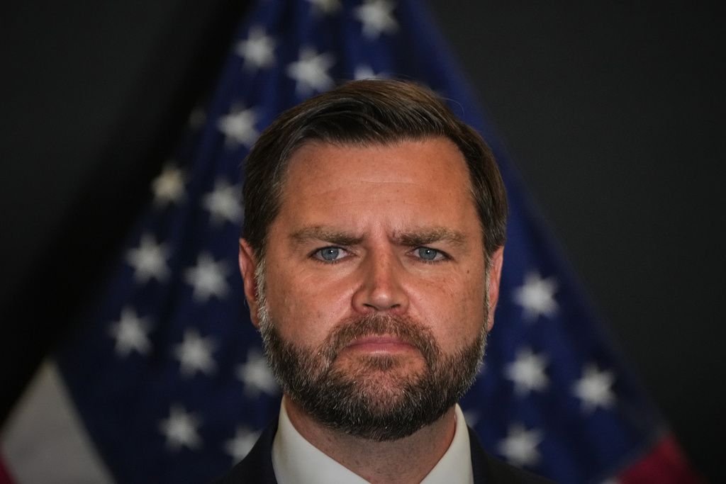 2025年10月21日。美國副總統范斯（JD Vance）在以色列南部城市基耶蓋特（Kiryat Gat）舉行記者會。（AP）