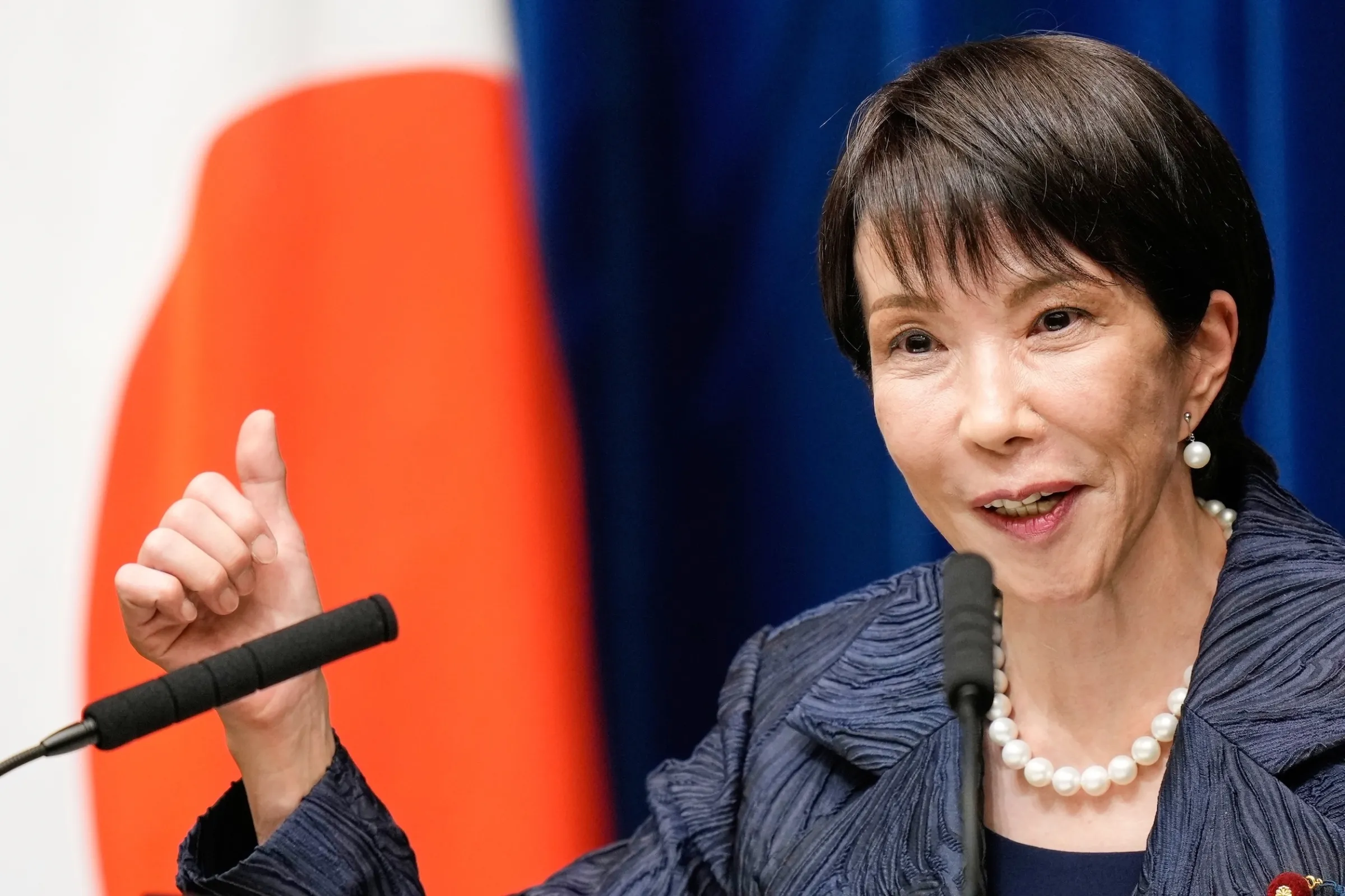 2025年10月21日，日本新任首相高市早苗在首相官邸舉行記者會，這也是她成為內閣總理大臣後的第一場記者會。（美聯社）