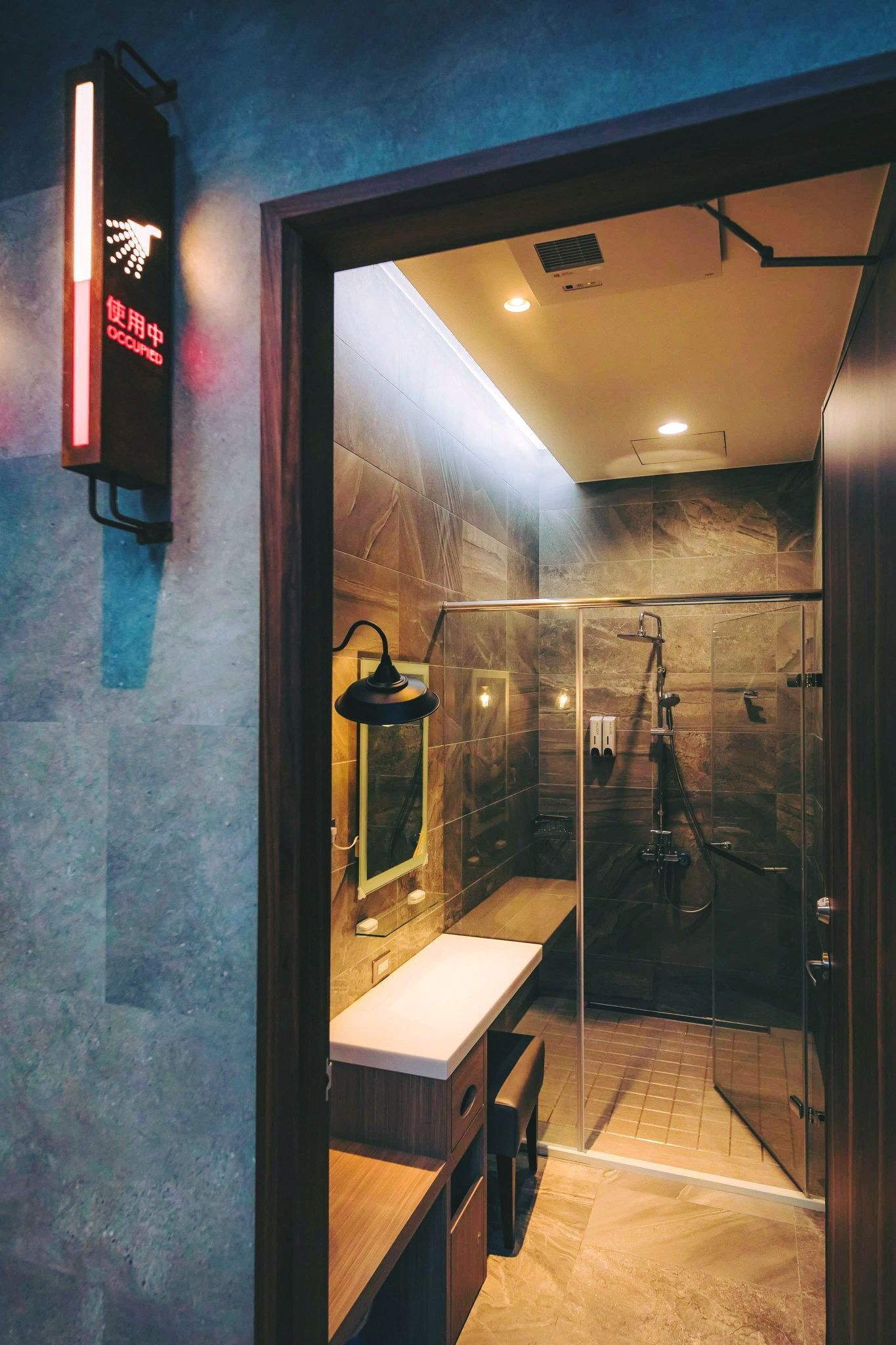 免費淋浴桃園國際機場。（圖／取自桃園國際機場臉書）