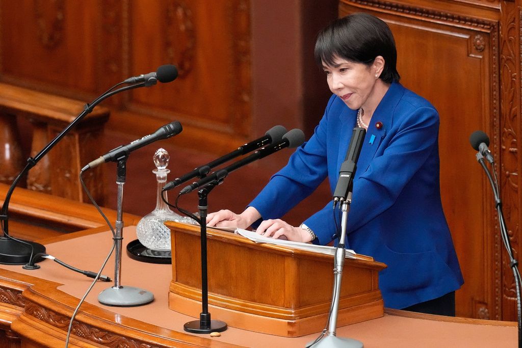 日本新任首相高市早苗前往國會進行演說報告。（美聯社）