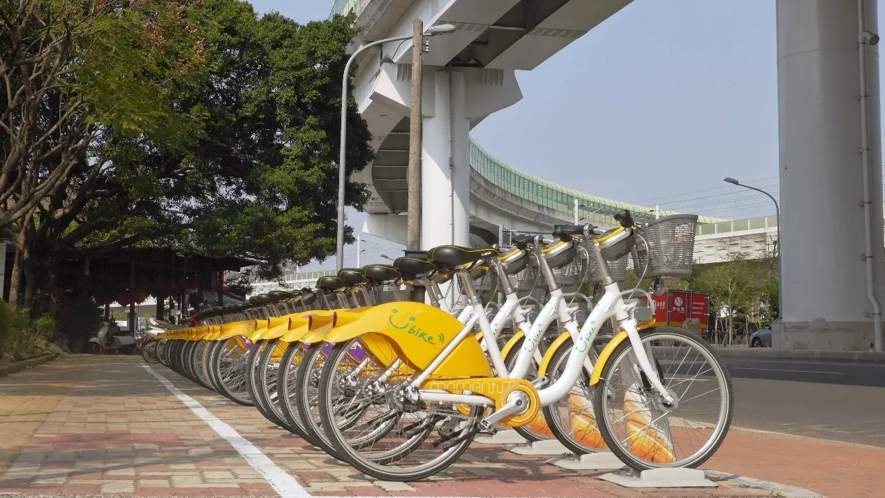 台中市的YouBike2.0站點數已達1,684站，數量全國第一，讓民眾使用方便，隨時享受便捷、舒適的公共自行車服務。(圖/台中市政府)