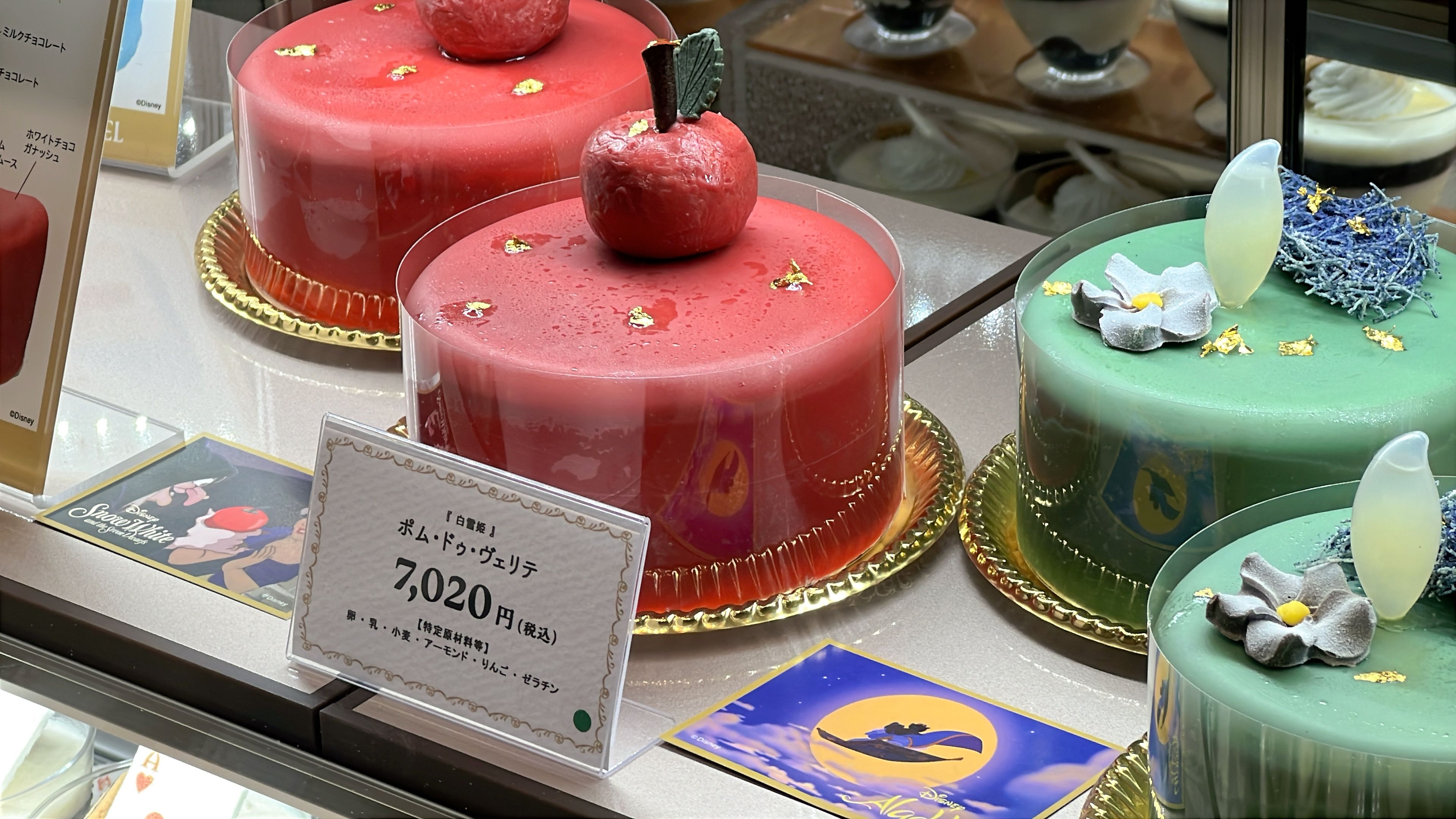 大丸松坂屋百貨店とモン・クレーヴが共同で設立した新ブランド『PATISSERIE ANNIVEL』が、ディズニーの物語をテーマにしたスイーツで大丸東京店に華やかに誕生した。（写真／風傳媒提供）