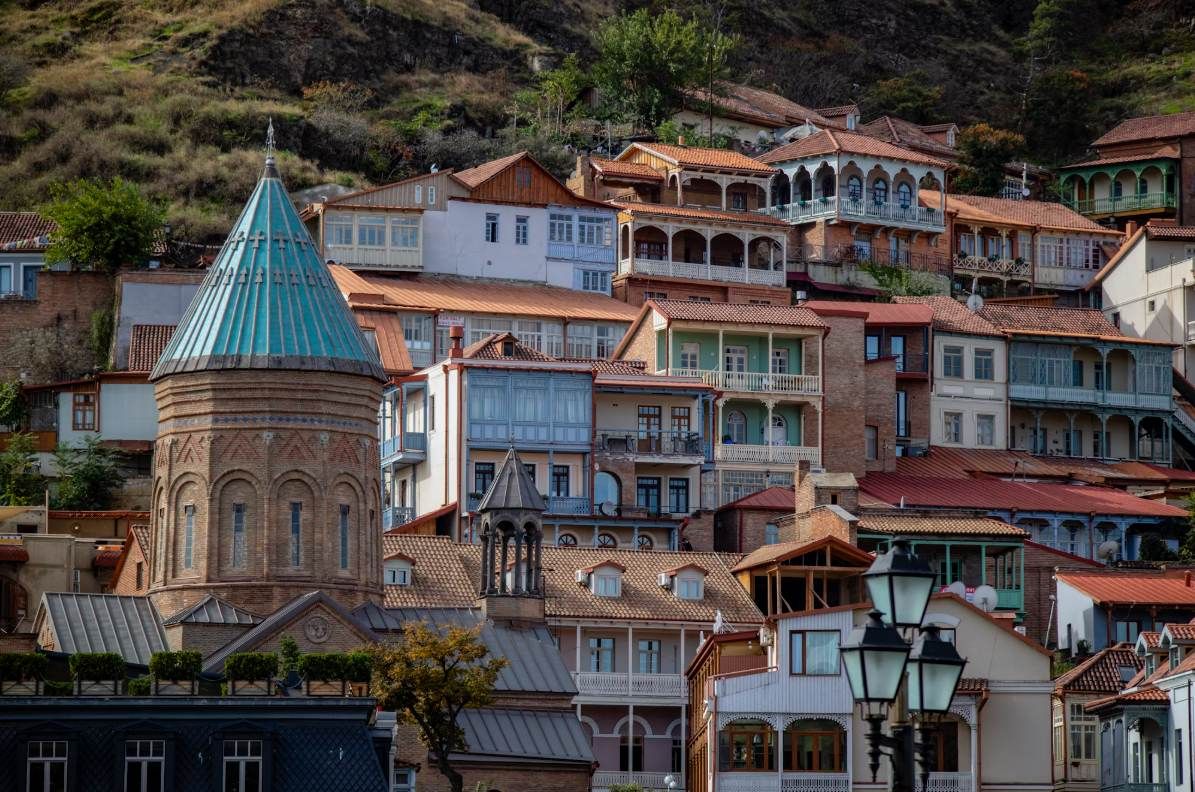 喬治亞第比利斯有著童話世界般的城市氛圍。（示意圖／取自Unsplash）