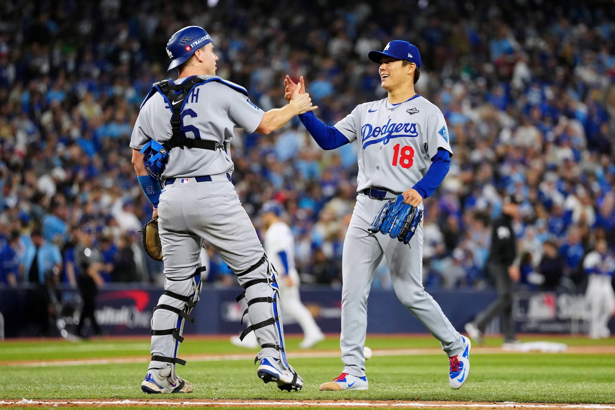 2025年11月1日、ロサンゼルスドジャースがワールドシリーズ第7戦で強敵ブルージェイズを破り、MLB連覇を成し遂げた。（AP通信）