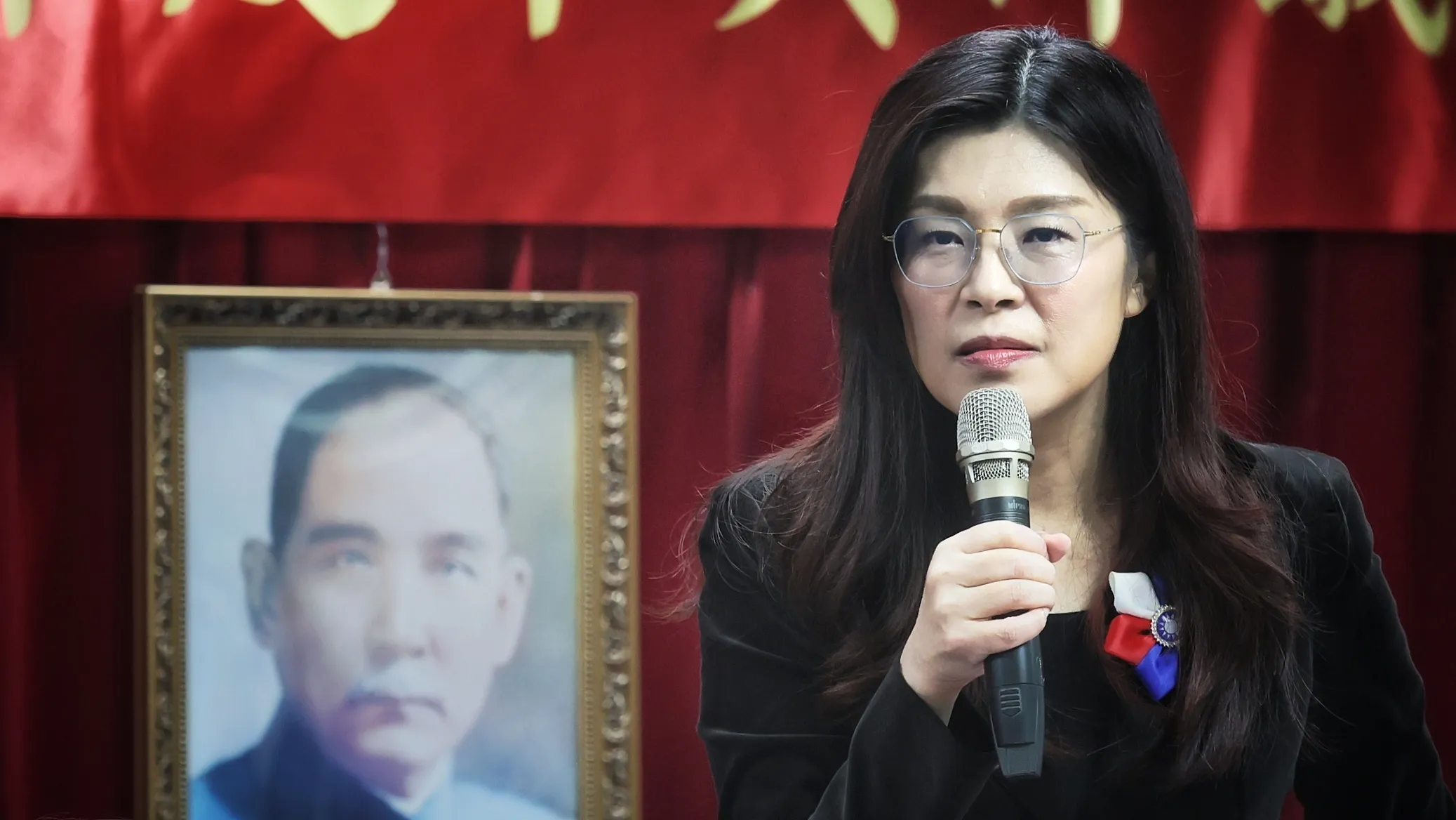 20251103-國民黨主席鄭麗文3日出席國民黨中央評議委員會議。（柯承惠攝）