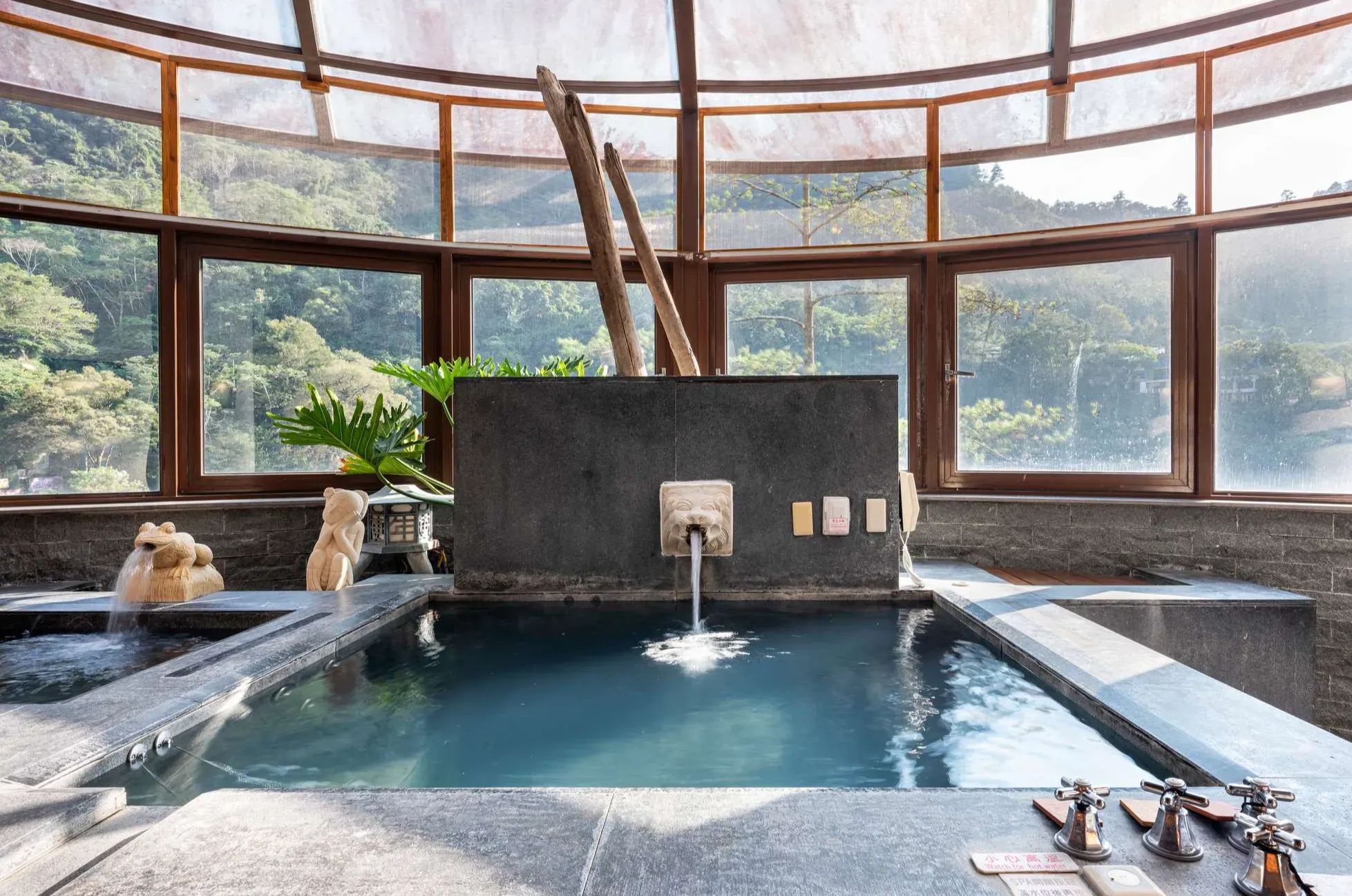 谷關溫泉是中部最古老的人氣溫泉區，其起源於日本明治時代，因此又享有「明治溫泉」的美譽。（圖／取自惠來谷關溫泉會館臉書粉專）