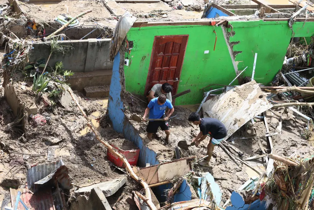 海鷗颱風2025年襲擊菲律賓宿霧，豪雨引發驚人洪水，造成全國超過90人死亡。（美聯社）