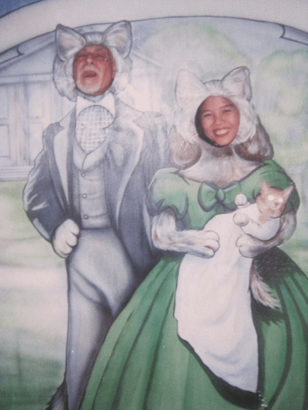 Bob每當遇到讓人很迷惘的問題時，貓就成了他的知己。（王育梅提供）