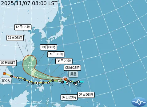 鳳凰颱風最新路徑。（圖／取自颱風路徑）