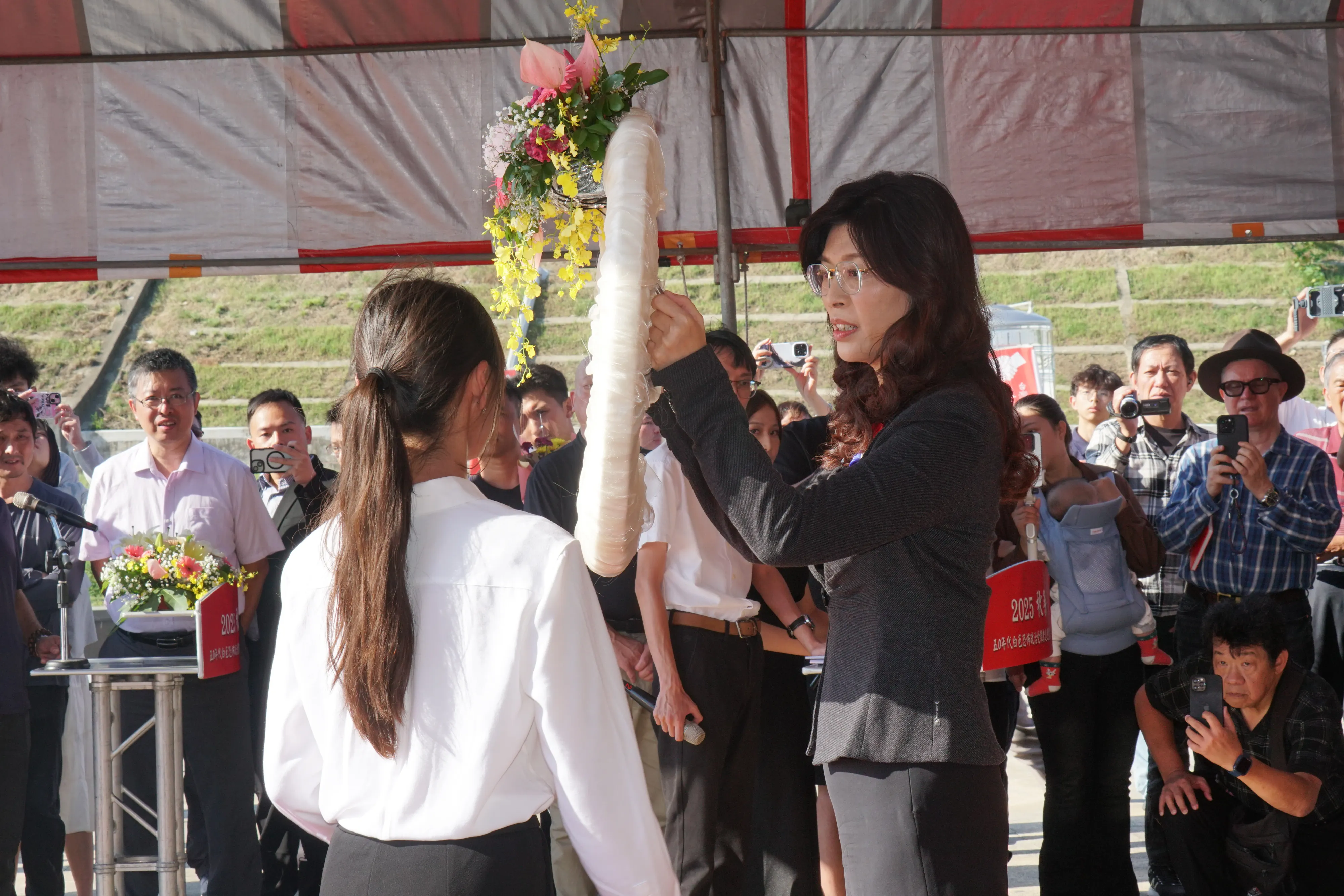 20251108-国民党主席鄭麗文出席1950年代白色恐怖秋祭慰霊大会。(蔡親傑撮影)