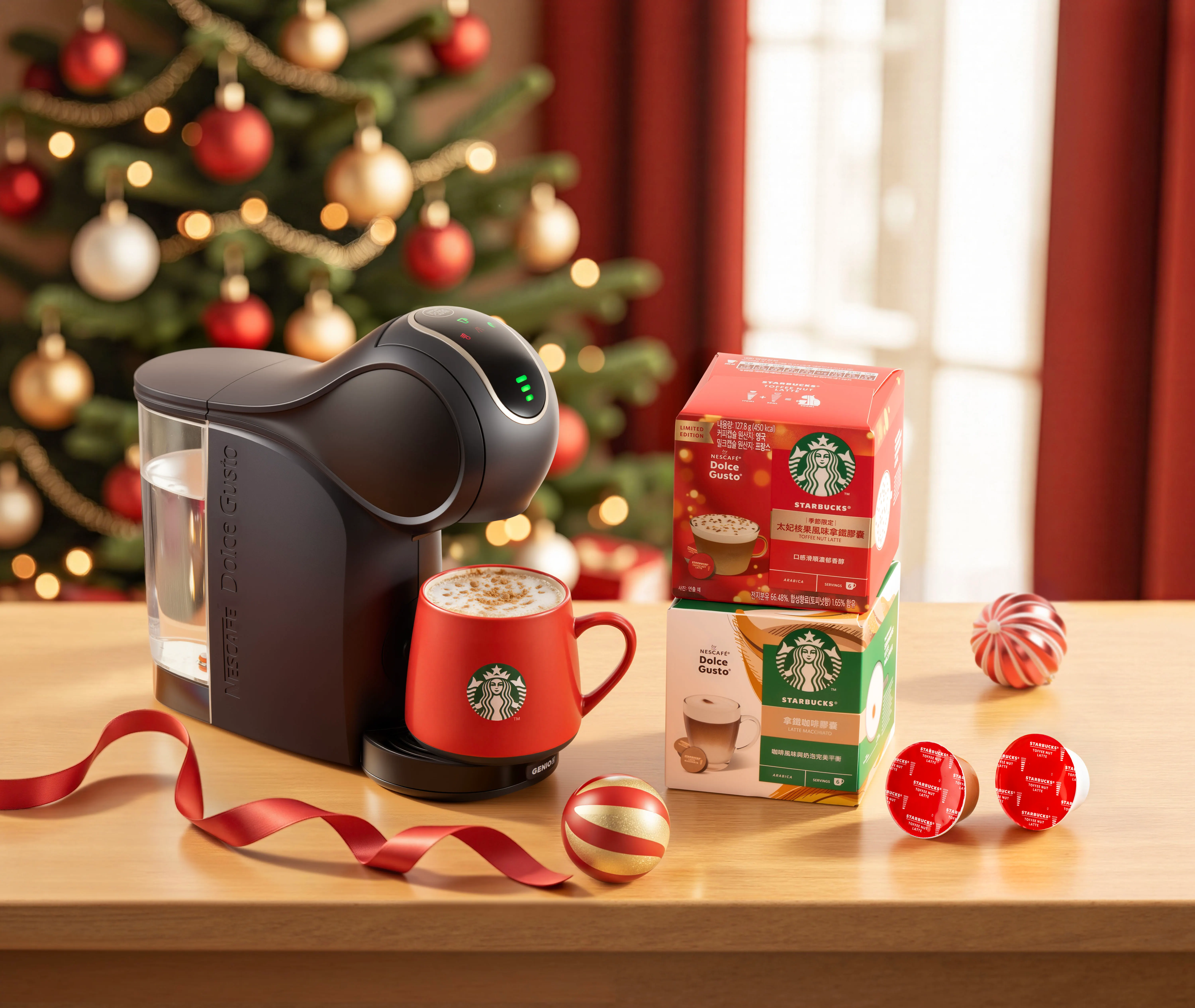 膠囊咖啡機愛用者可挑選「星巴克® Nespresso®節日限定膠囊禮盒」，收錄太妃核果、焦糖、香草與家常咖啡四種膠囊風味，搭配節日限定款馬克杯，以節日經典的紅綠配色搭配厚實陶瓷質感，營造濃厚節慶氛圍，在家就可以完整重現星級咖啡館體驗。