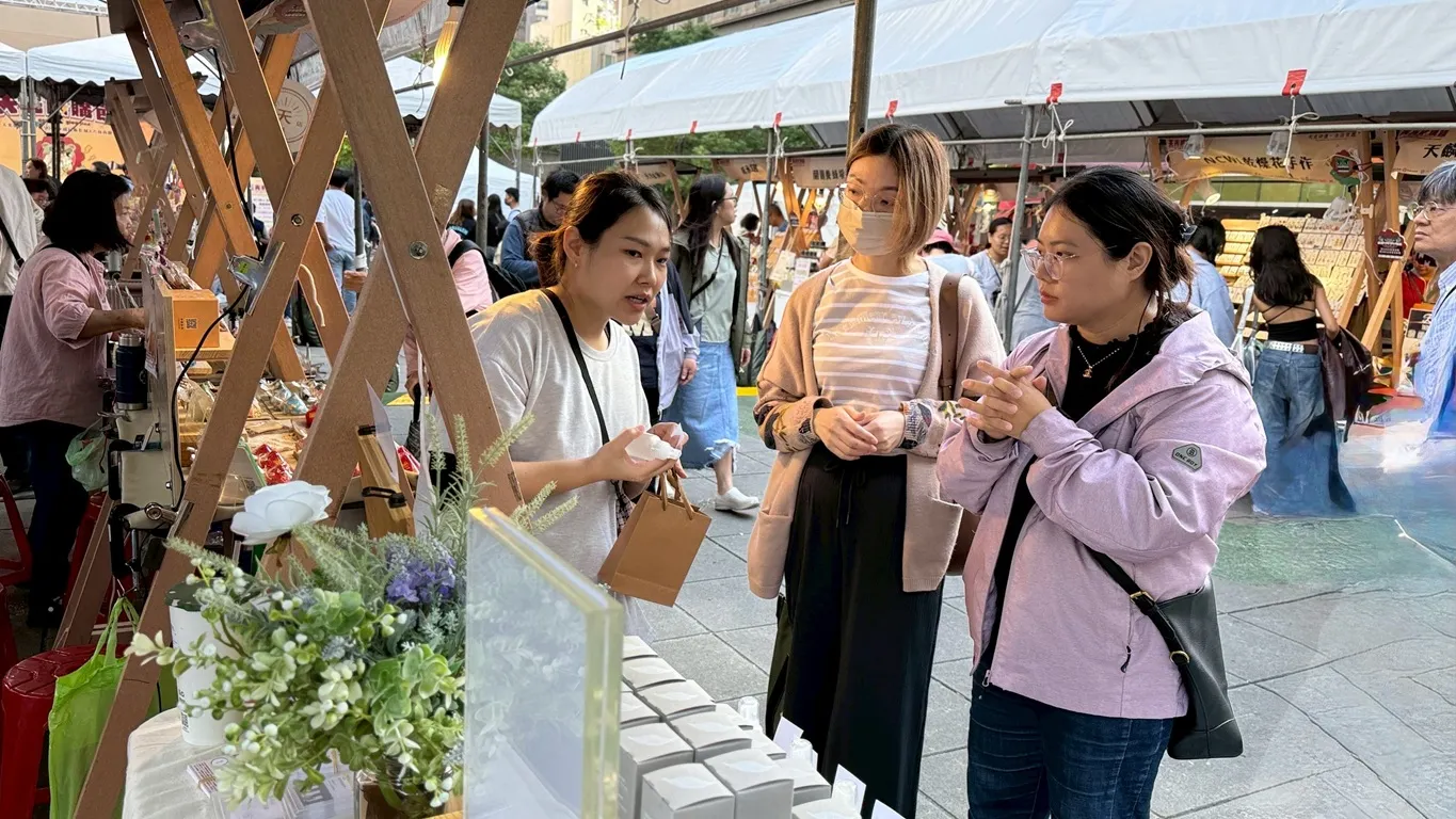 2025天光威購節整合了客家局、原民局、青年局與文化局，提供一場「多元文化」的盛宴。（圖／桃園市政府客家局提供）