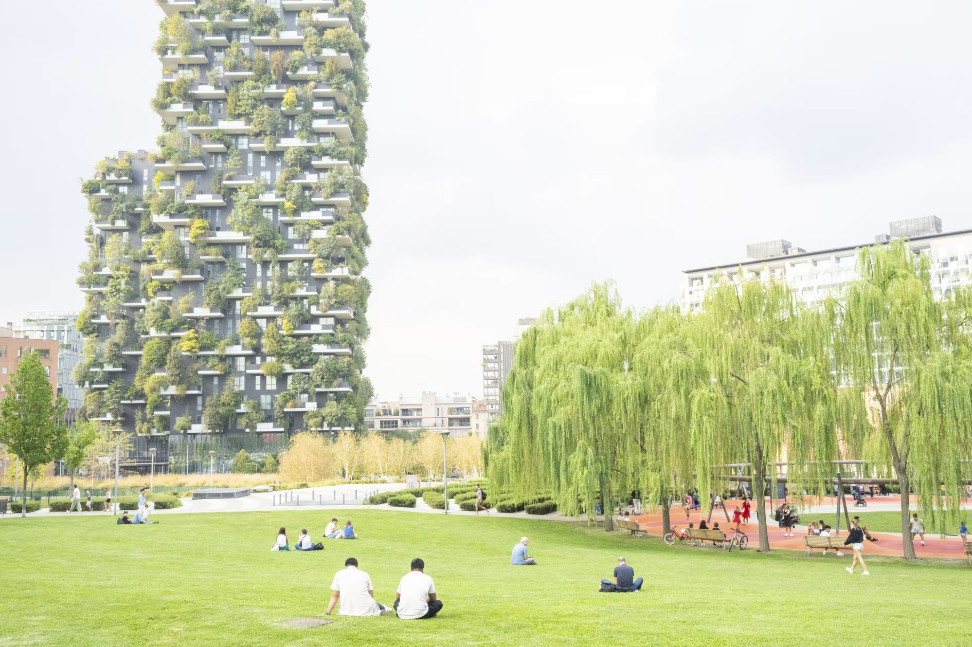 由兩幢住宅樓組成的Bosco Verticale堪稱「新米蘭」的一個象徵。（華爾街日報）