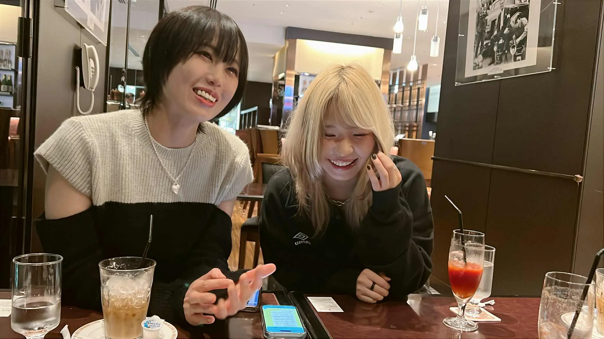 IRIS MONDOが語った結成の原点から台湾でのソールドアウトまで、音楽で世界とつながる二人の物語。黃信維