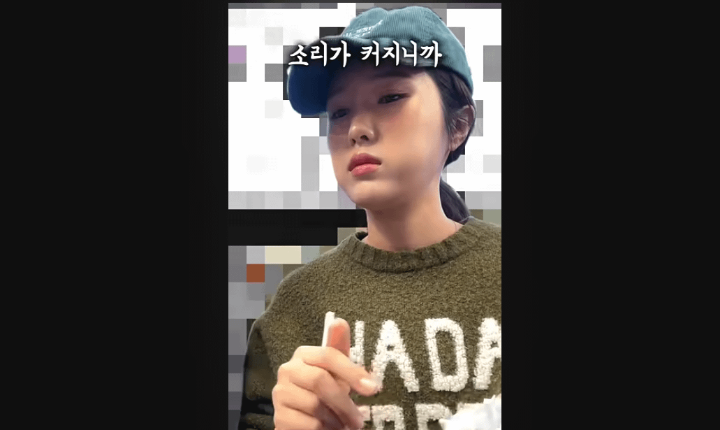 韓國百萬級YouTuber在廣藏市場拍片，沒想到卻遇到店家亂收費宰客的亂象。（翻攝自이상한 과자가게weird sweets shop頻道）