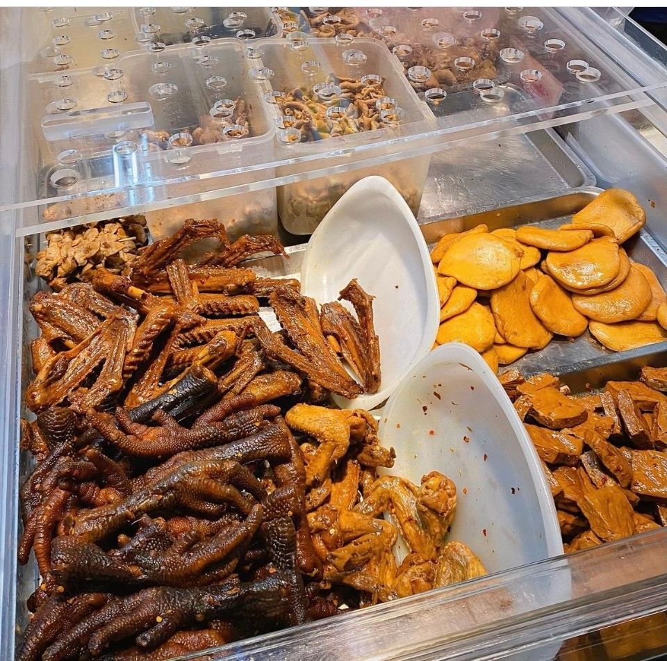 車庫滷味。（圖／台灣旅行小幫手提供）