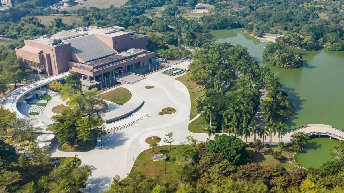  高雄市立美術館。（圖／翻攝自高雄市立美術館官網）
