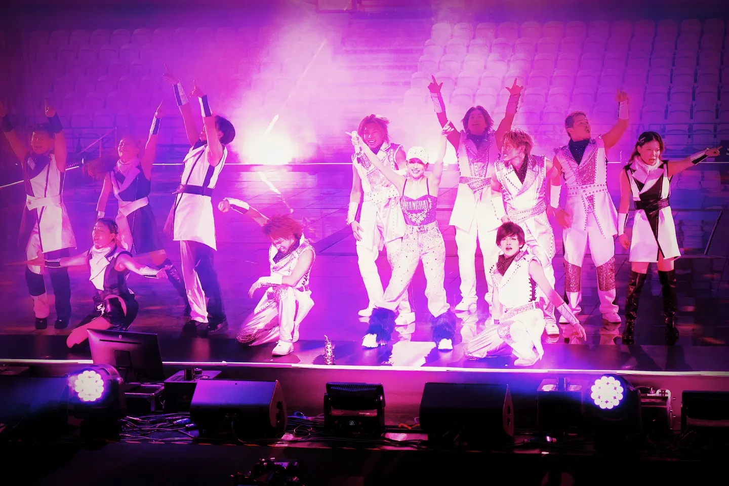 浜崎あゆみ公開の1.4万空席「無人コンサート」の衝撃的な映像。（浜崎あゆみのFacebookより）