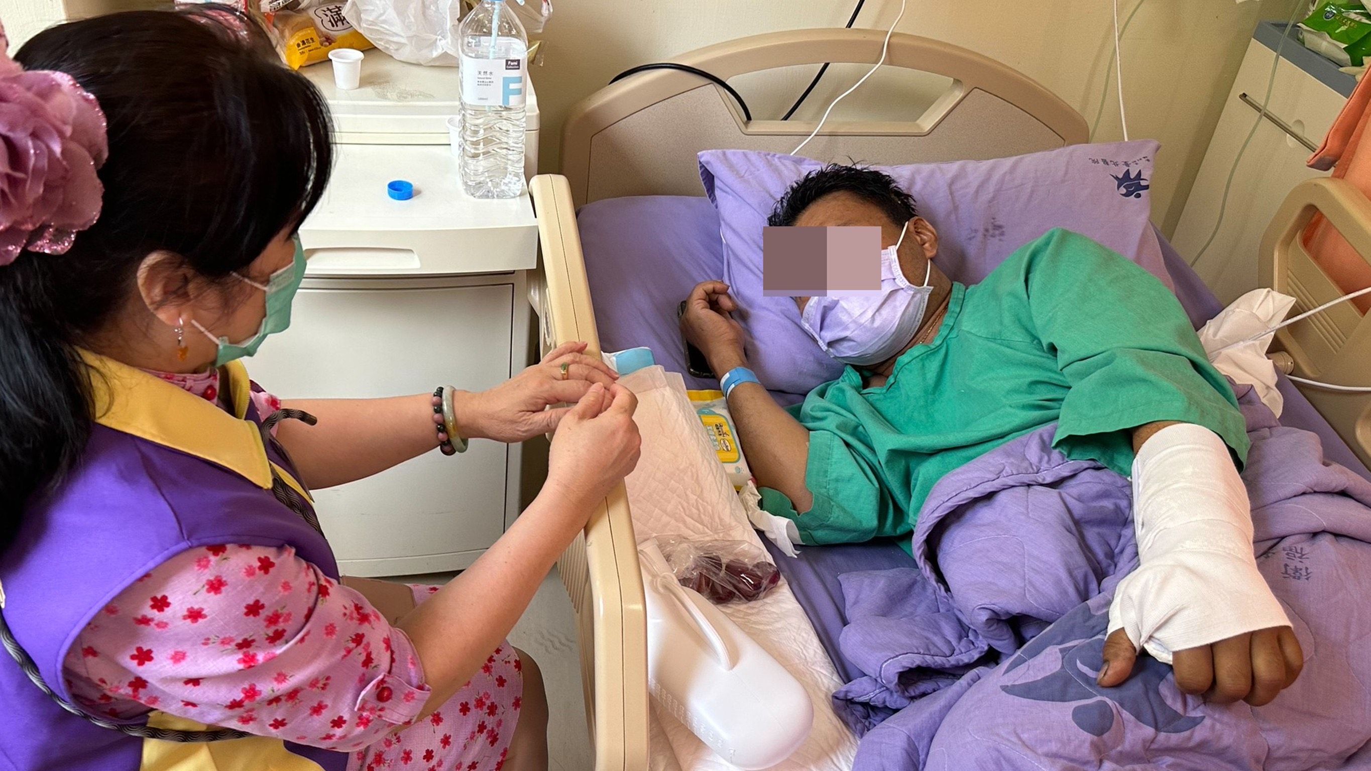 沒有變身超人，卻拯救了每一個害怕的夜晚——臺北醫院志工「雙冠王」背後，是269顆永不缺席的心。（圖/臺北醫院提供）