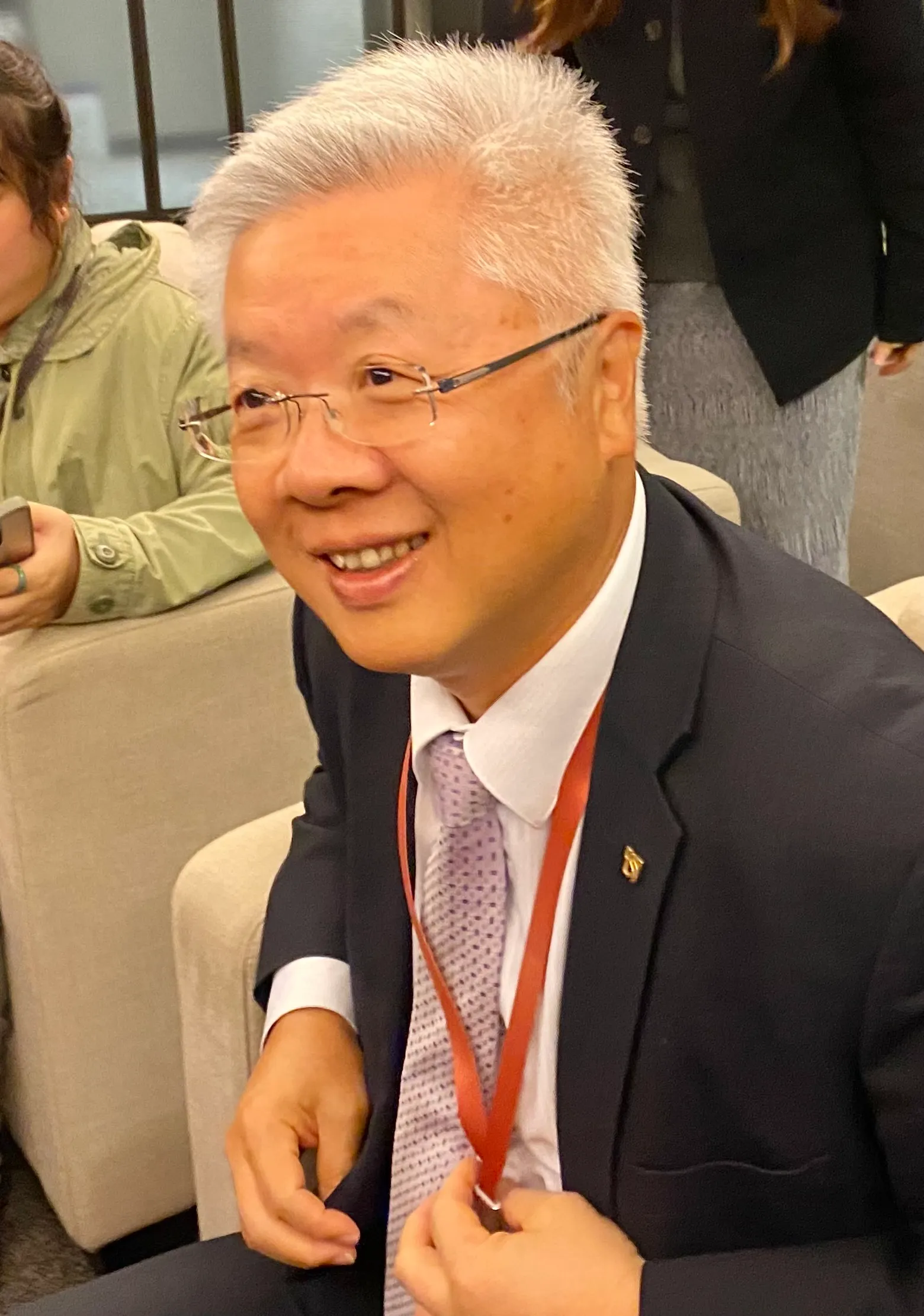 20251205-台新新光金控總經理林維俊5日於耶誕點燈後與媒體聯訪。（陳怡慈攝）