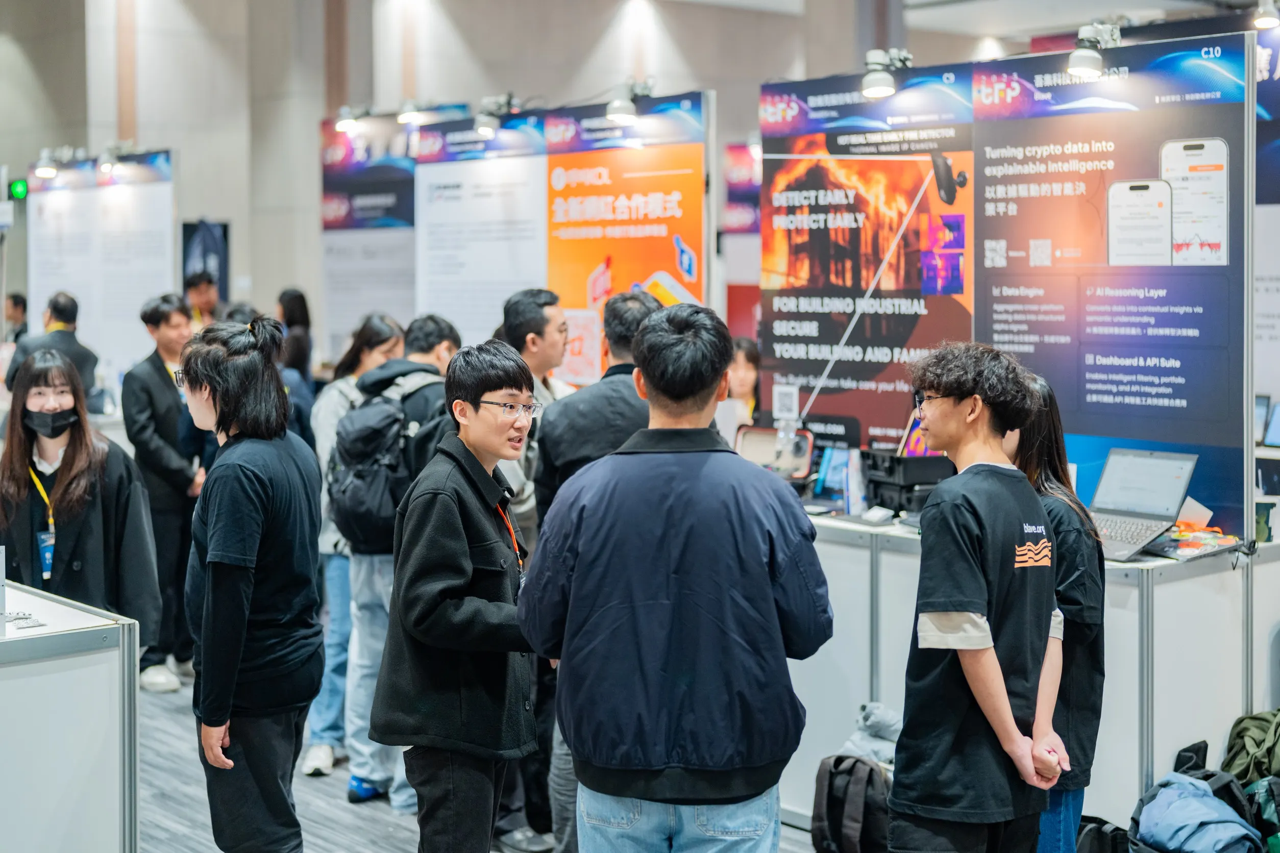 2025桃園青創博覽會集結了 120 組新創團隊與 100 位投資人及企業代表齊聚。(圖／桃園市政府提供)