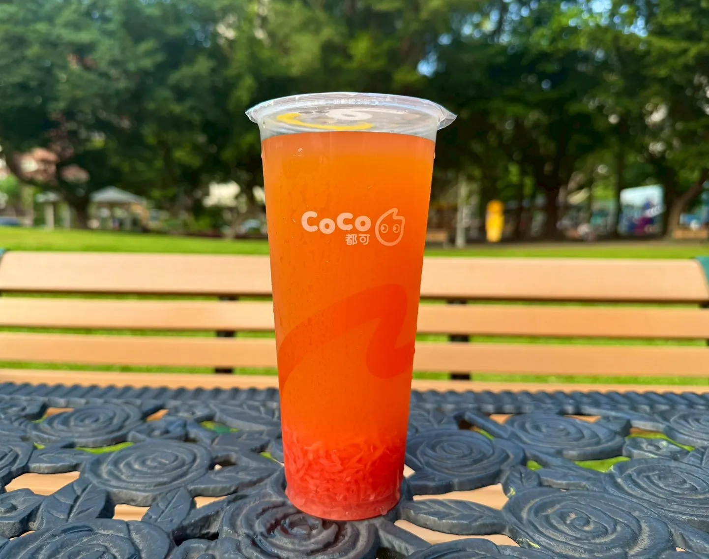 CoCo 都可飲料推薦：葡萄柚果粒茶。（圖／CoCo都可提供）.jpg