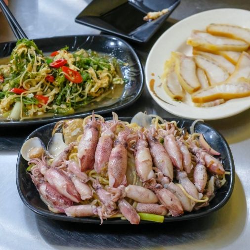 金山老街美食推薦|柳媽媽海鮮粥麵館(圖/輕旅行提供)