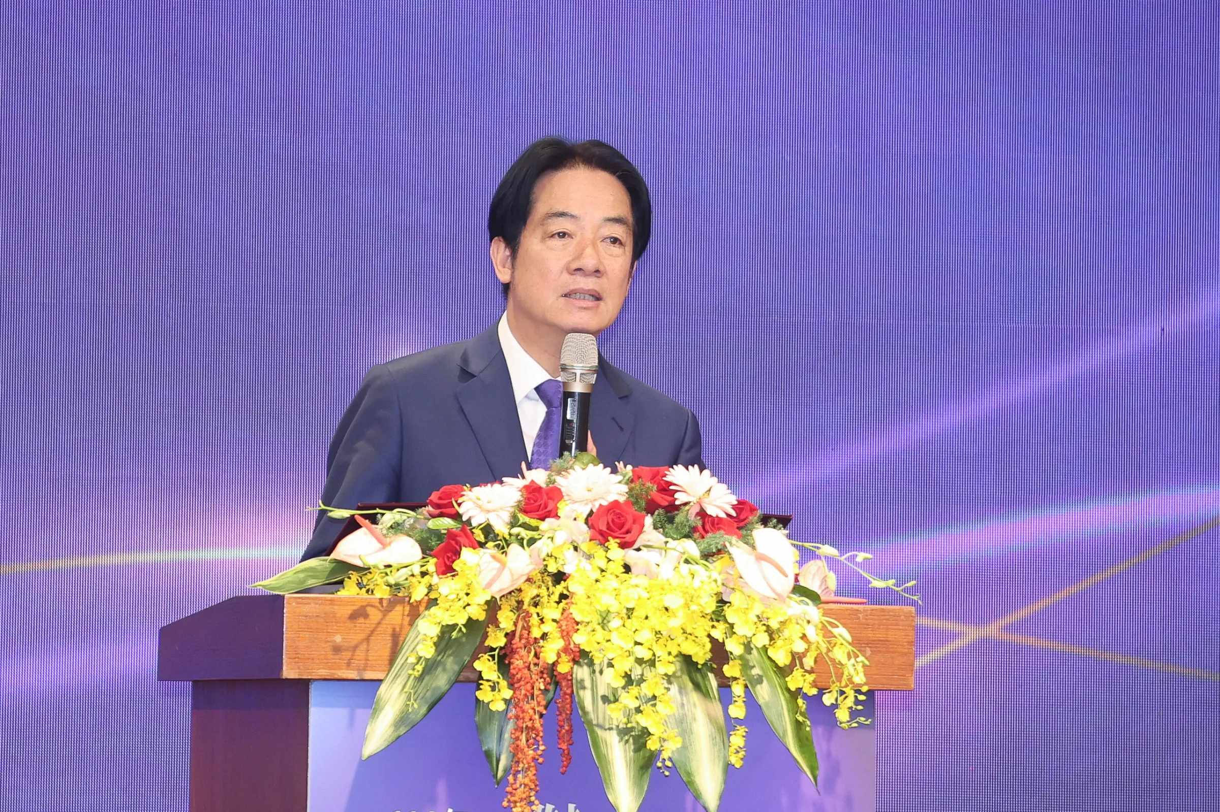 20251216-總統賴清德出席「114年公務人員傑出貢獻獎表揚大會」。（陳品佑攝）