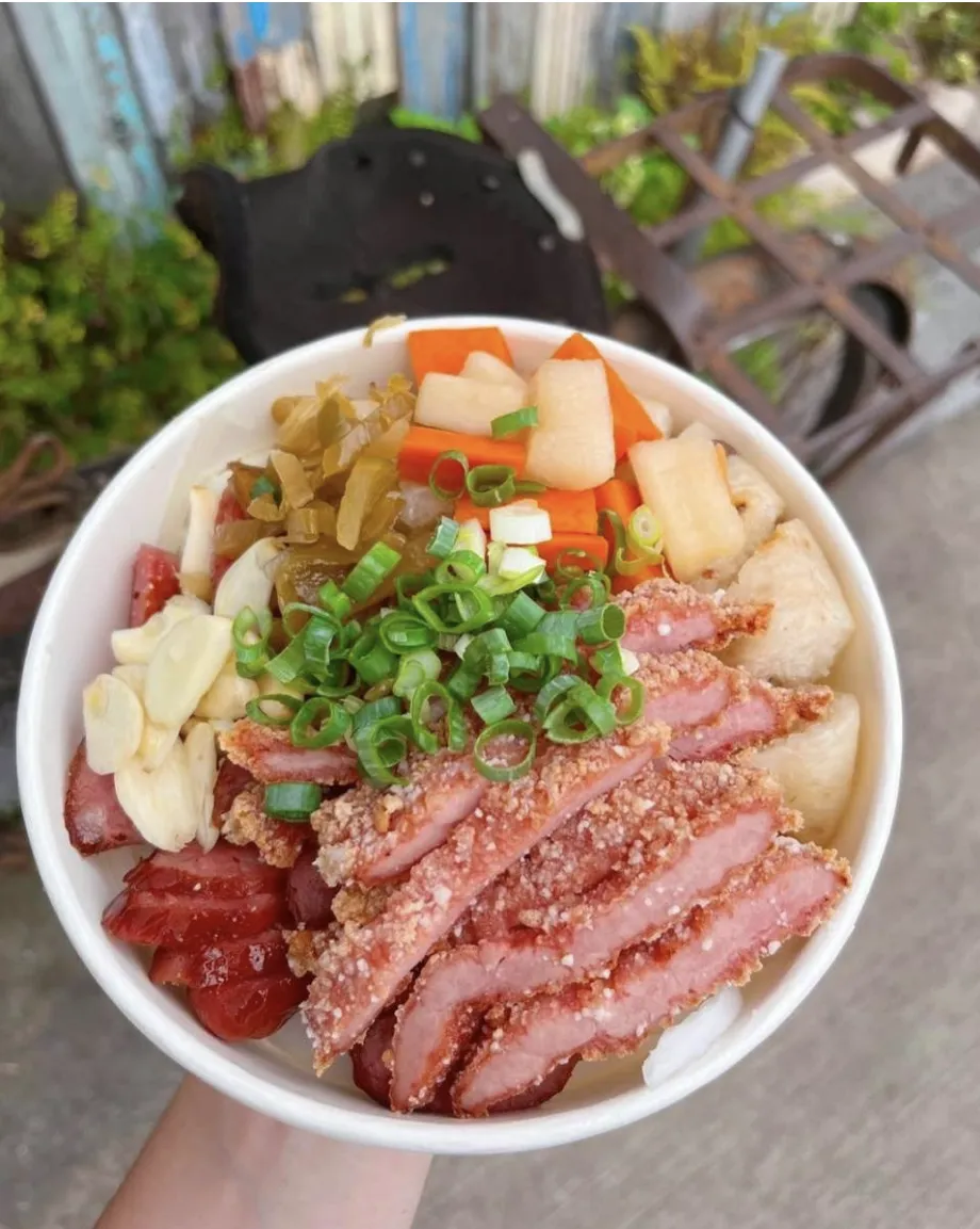 桃園大園美食推薦：正光照相館（米腸香腸切）（圖／IG@sausage_0825）